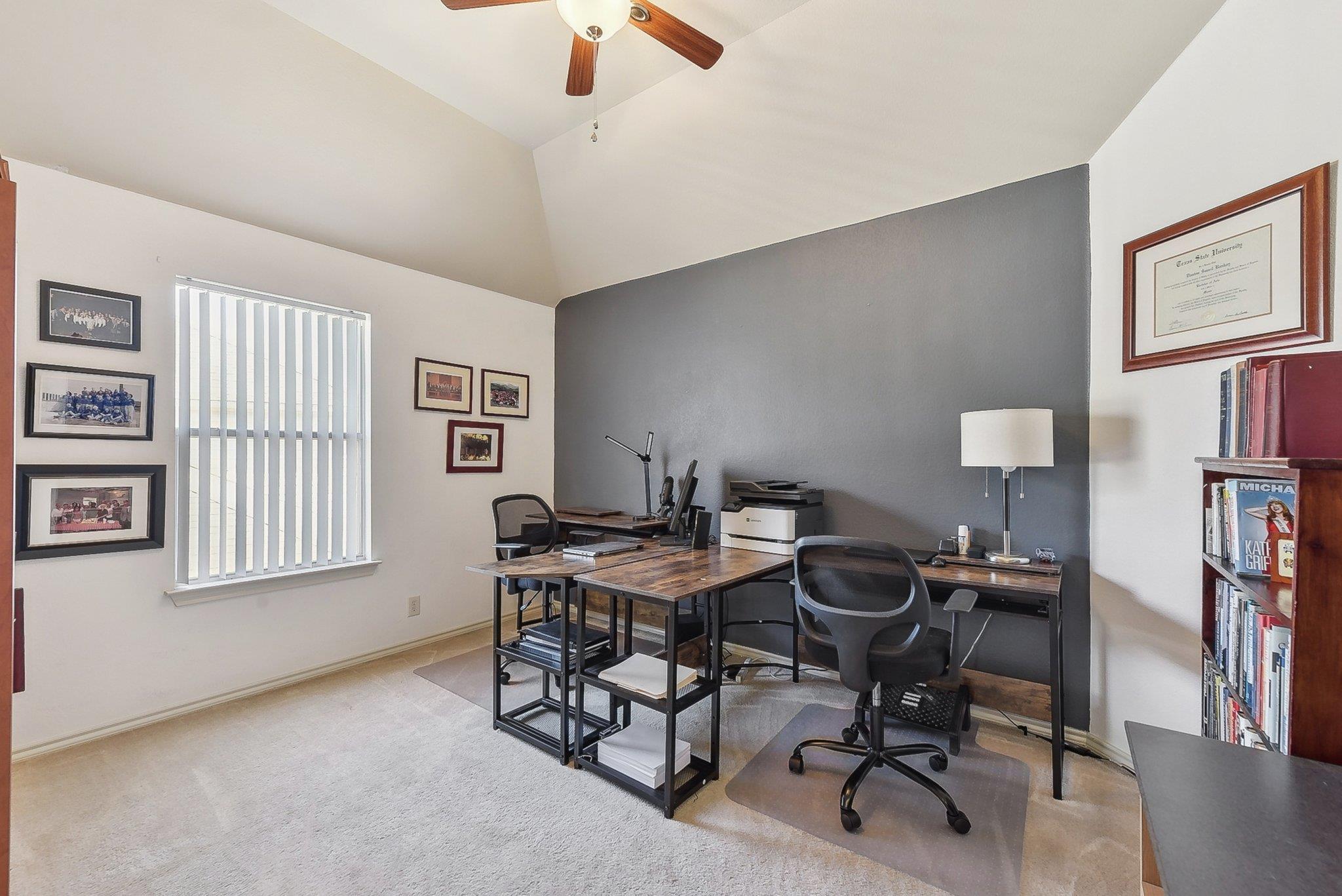 195 Invierno St Property Photo 8