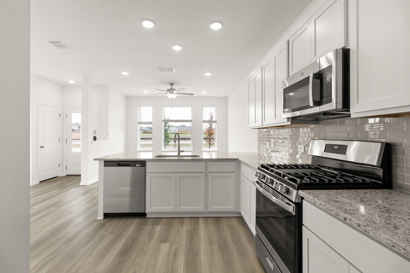1648 Esplanade Pkwy Property Photo 6