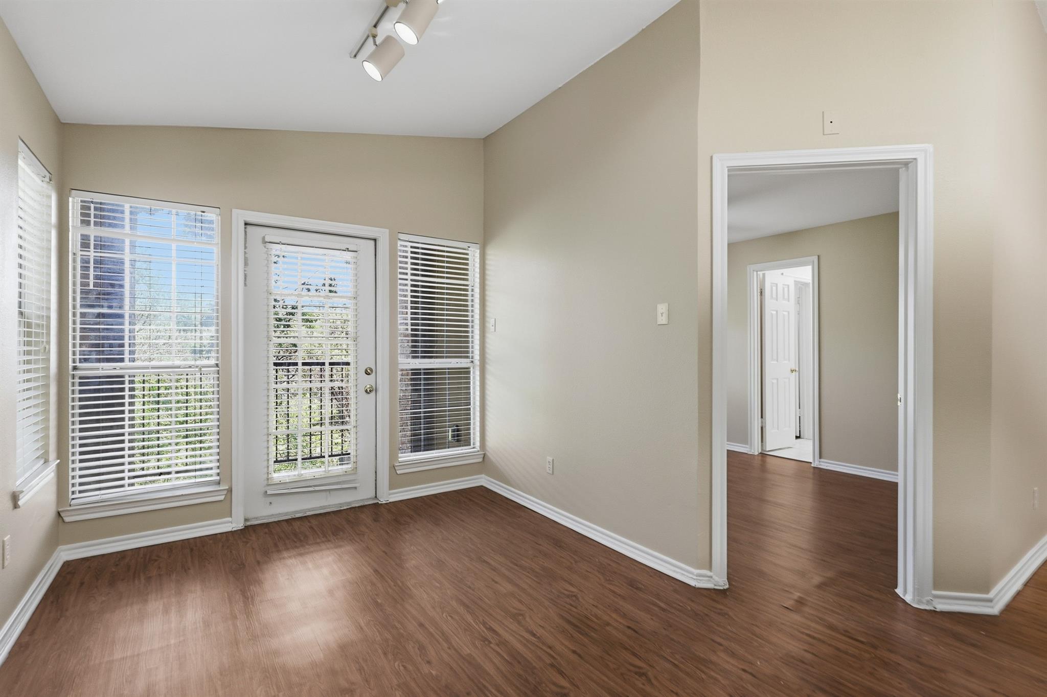 6804 N Capital Of Texas Hwy #422 Property Photo 6