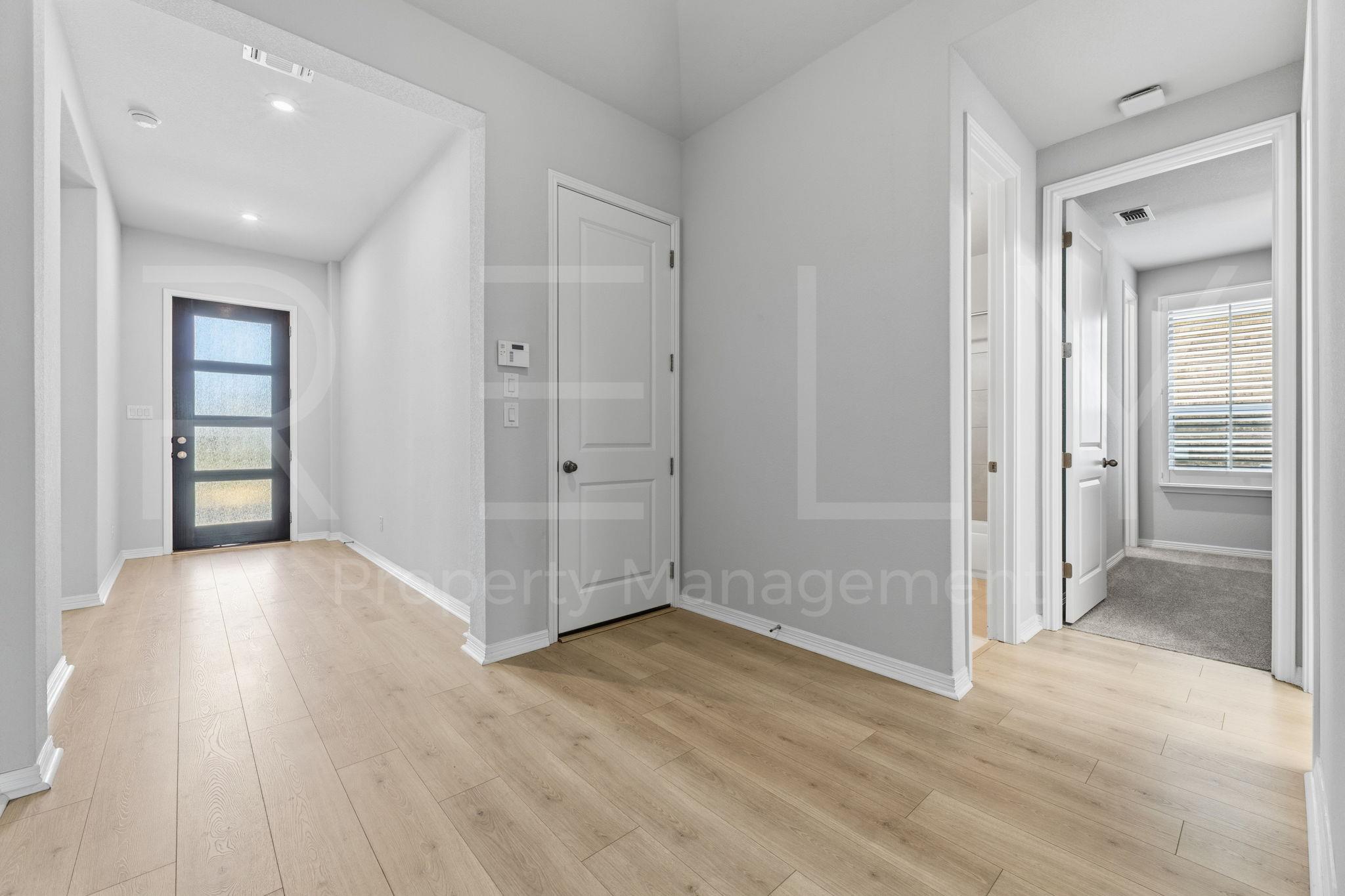 1017 Spring Gulch Ln Property Photo 11