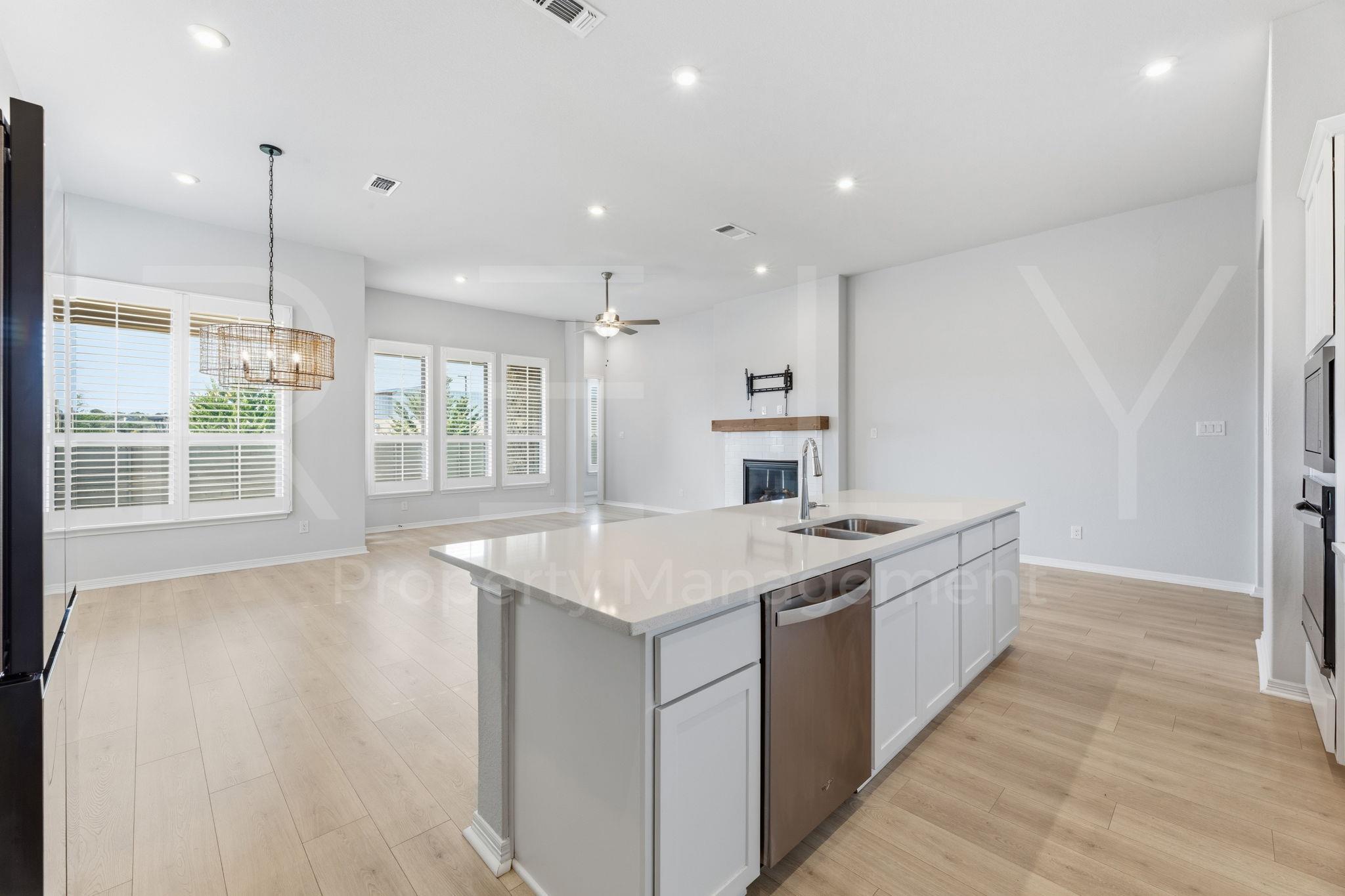 1017 Spring Gulch Ln Property Photo 17