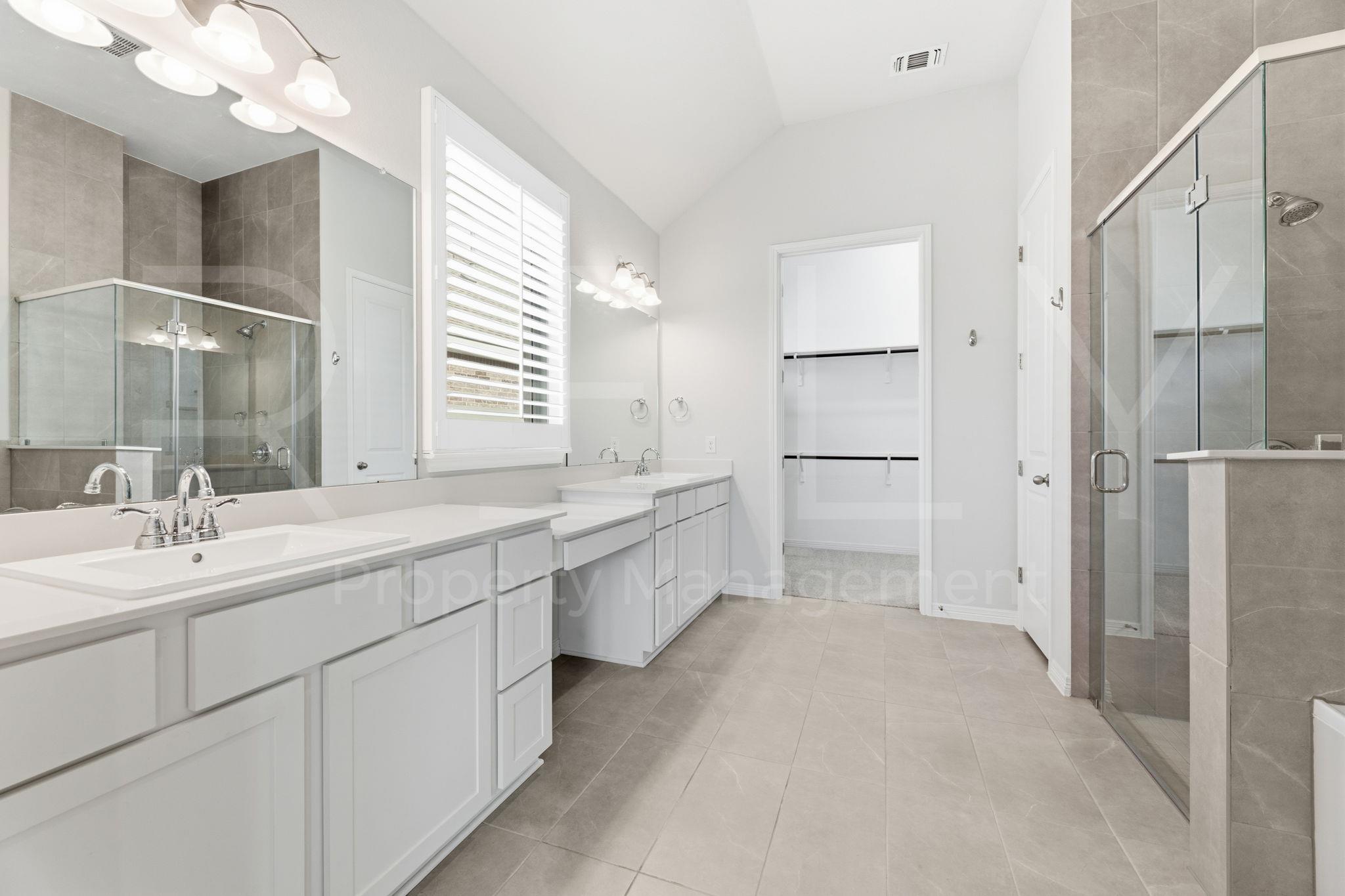 1017 Spring Gulch Ln Property Photo 24