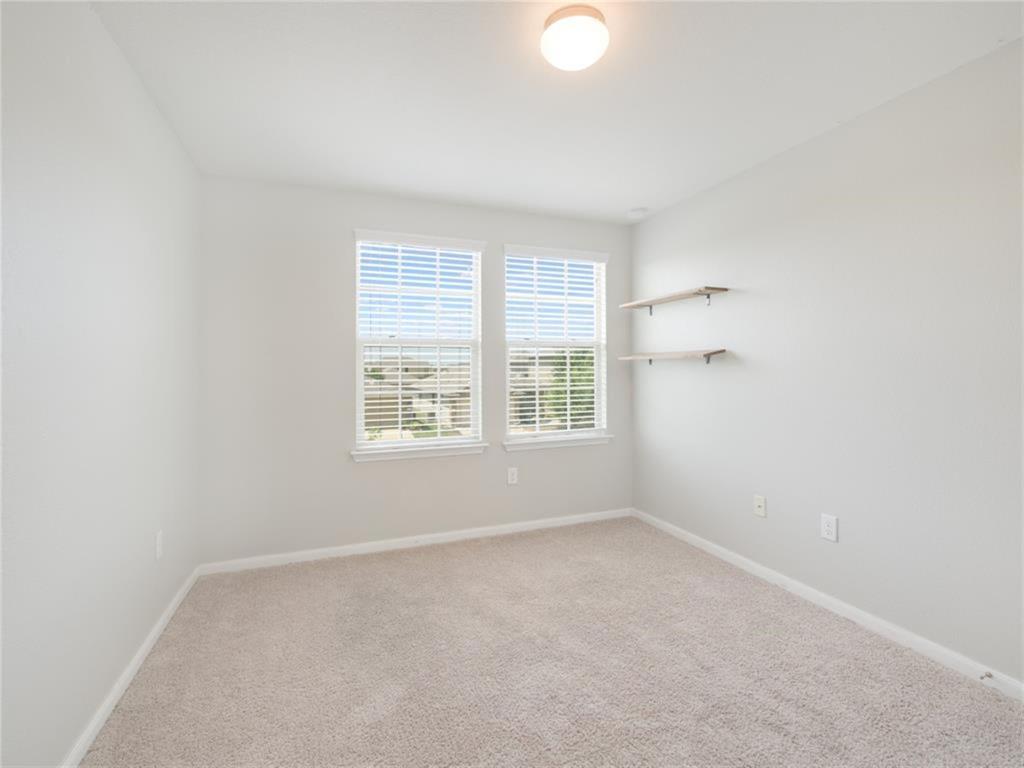 12112 Timber Arch Ln Property Photo 13