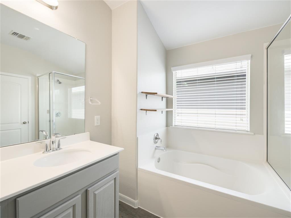 12112 Timber Arch Ln Property Photo 18