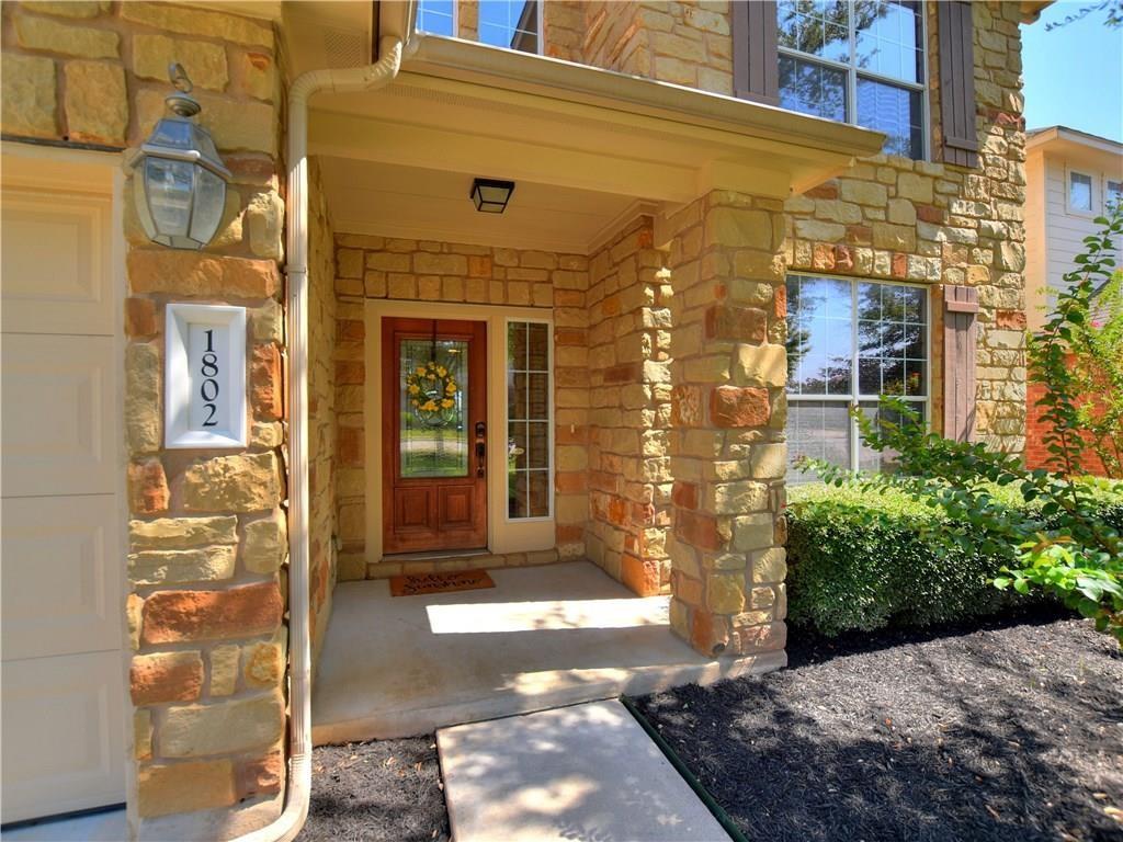 1802 Greenside Trl Property Photo 2