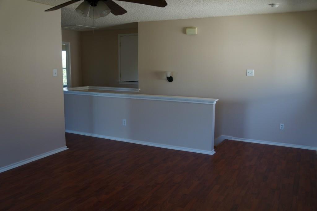 2704 Vinson Ct Property Photo 7