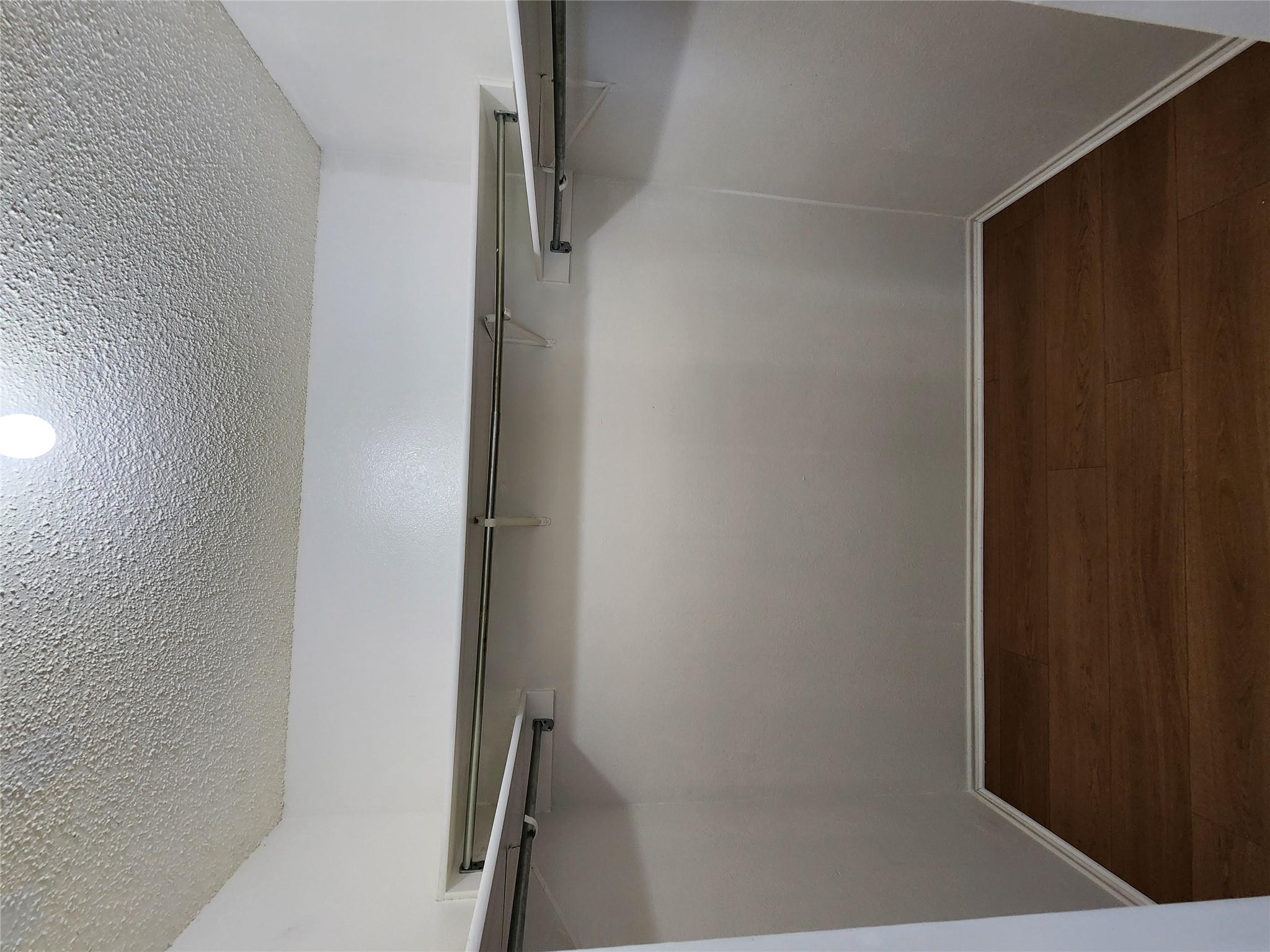 2704 Vinson Ct Property Photo 10