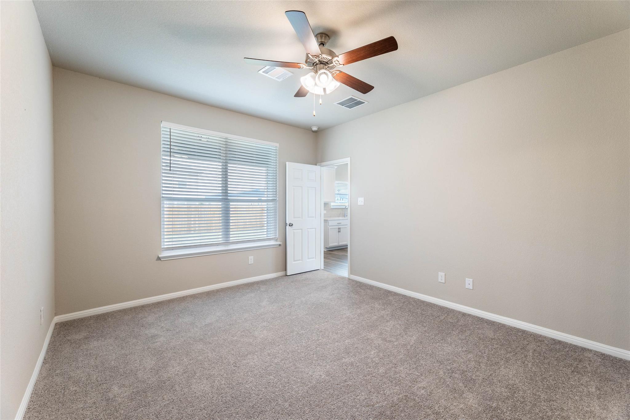 12008 Tolson Dr Property Photo 16