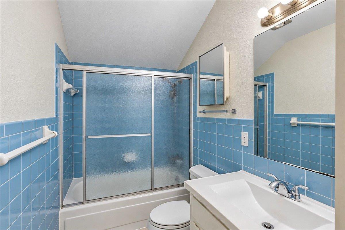 13010 Lamplight Village Ave Property Photo 24