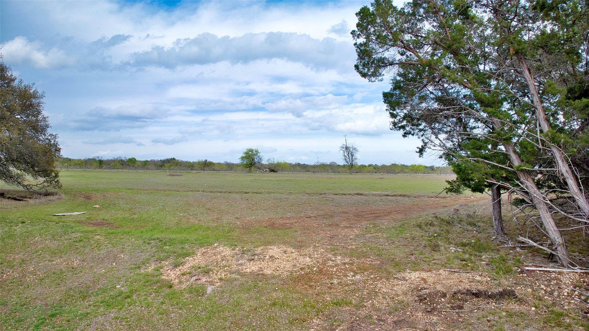 2010 Cr 228 None Property Photo 6