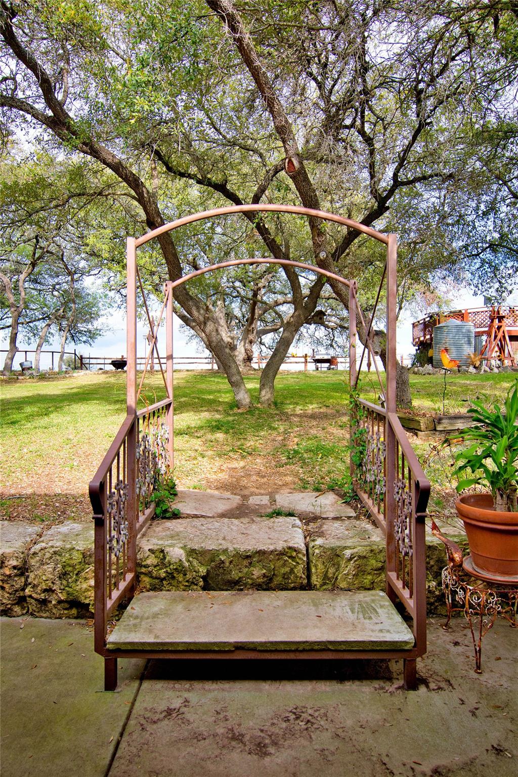 2010 Cr 228 None Property Photo 32