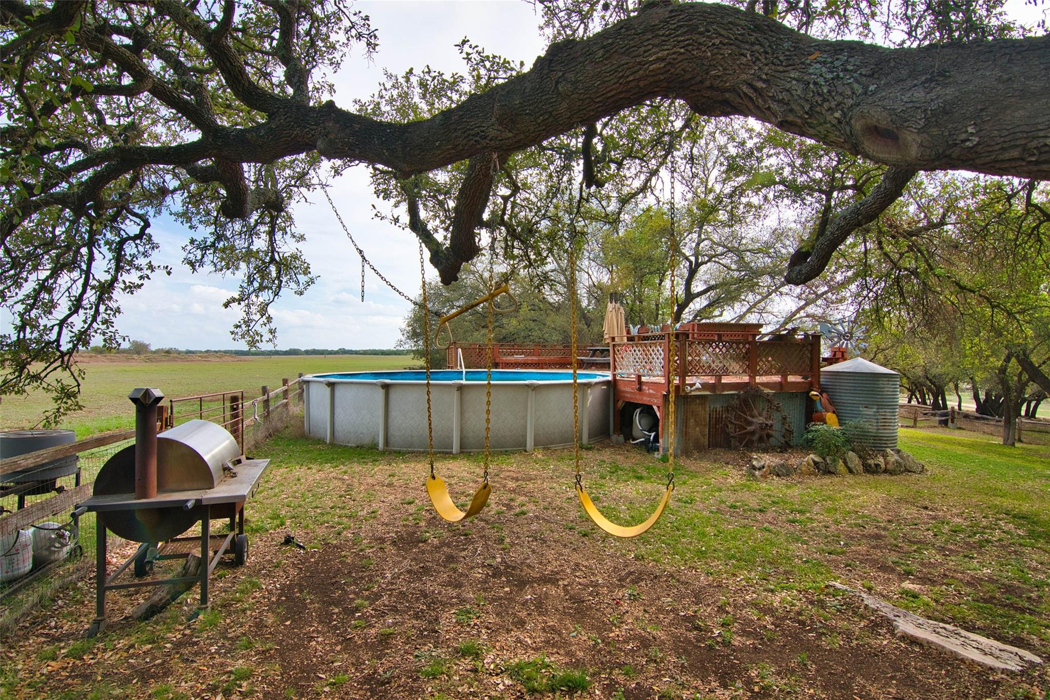 2010 Cr 228 None Property Photo 36