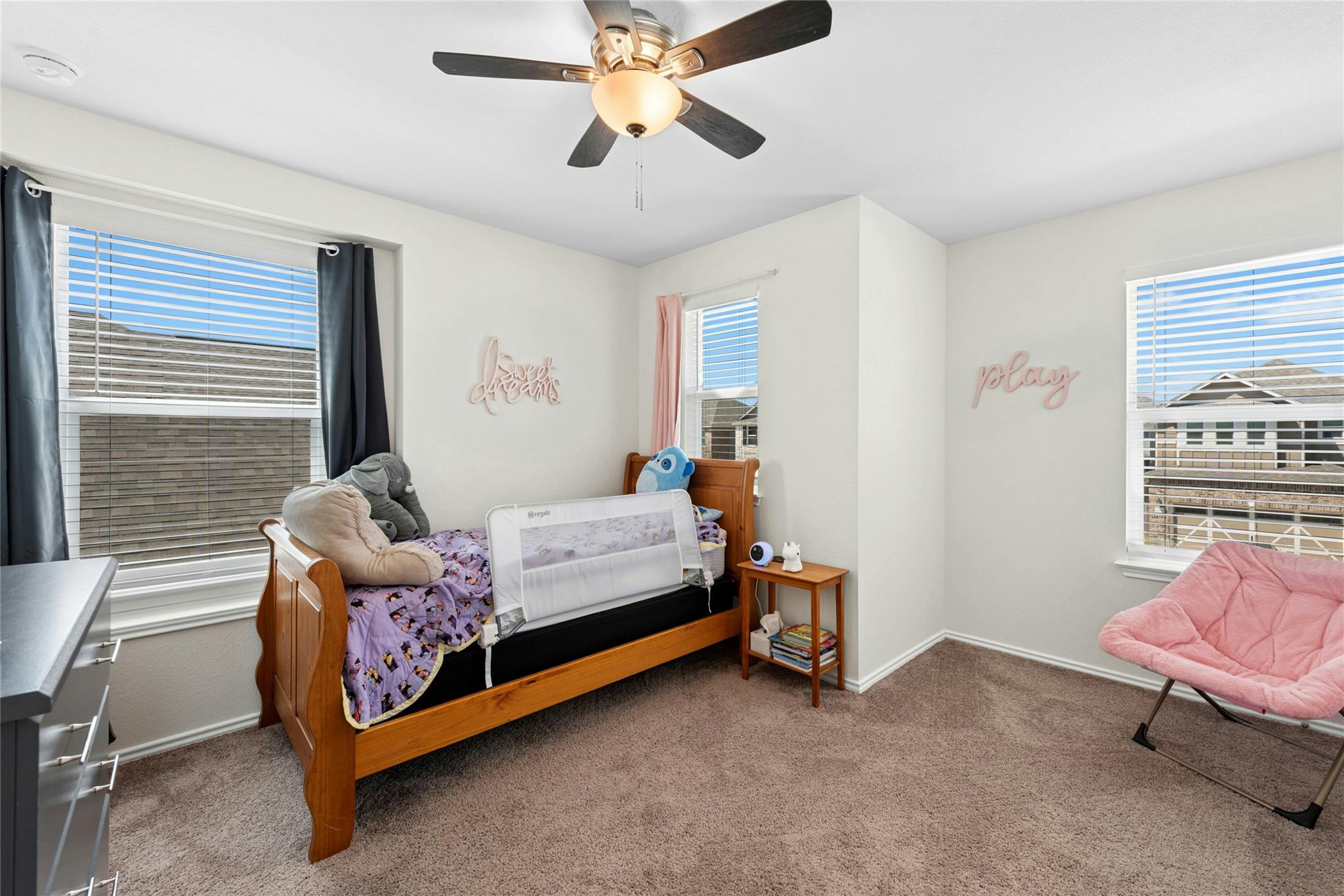 1124 Aronia Ln Property Photo 23