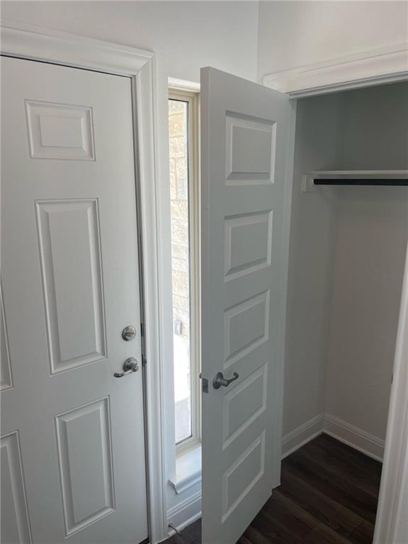 300 Staunton Dr Property Photo 20