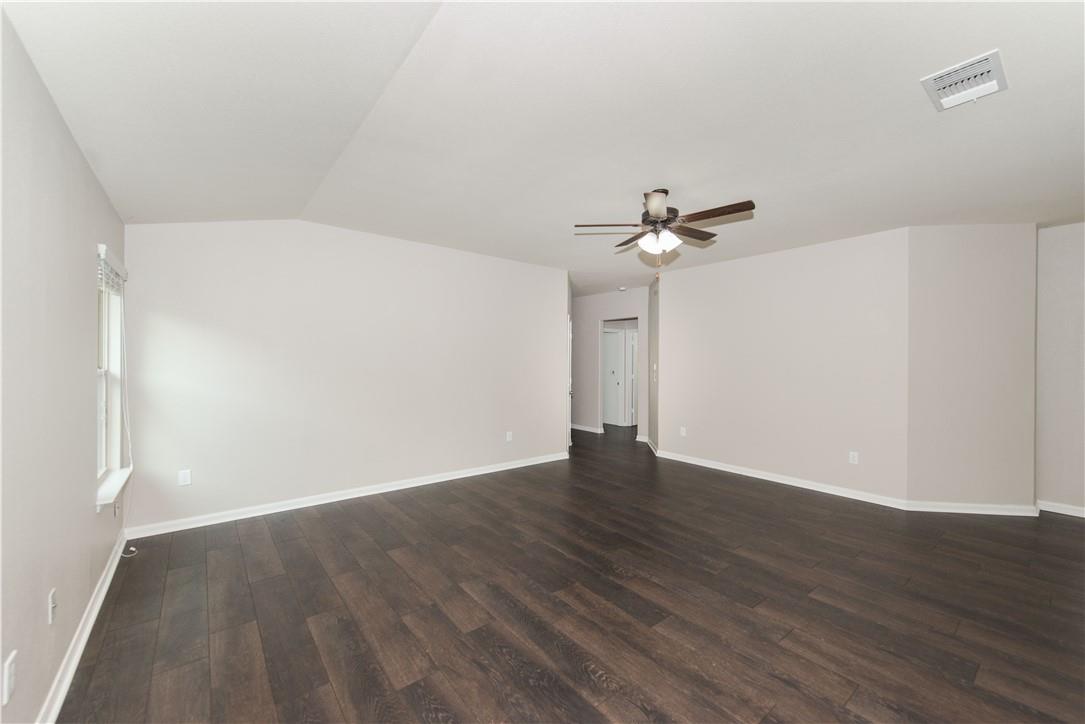 1007 Plateau Trl Property Photo 5