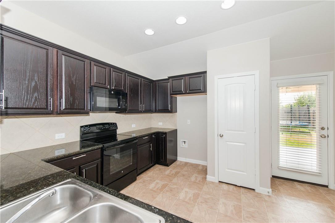 1007 Plateau Trl Property Photo 9