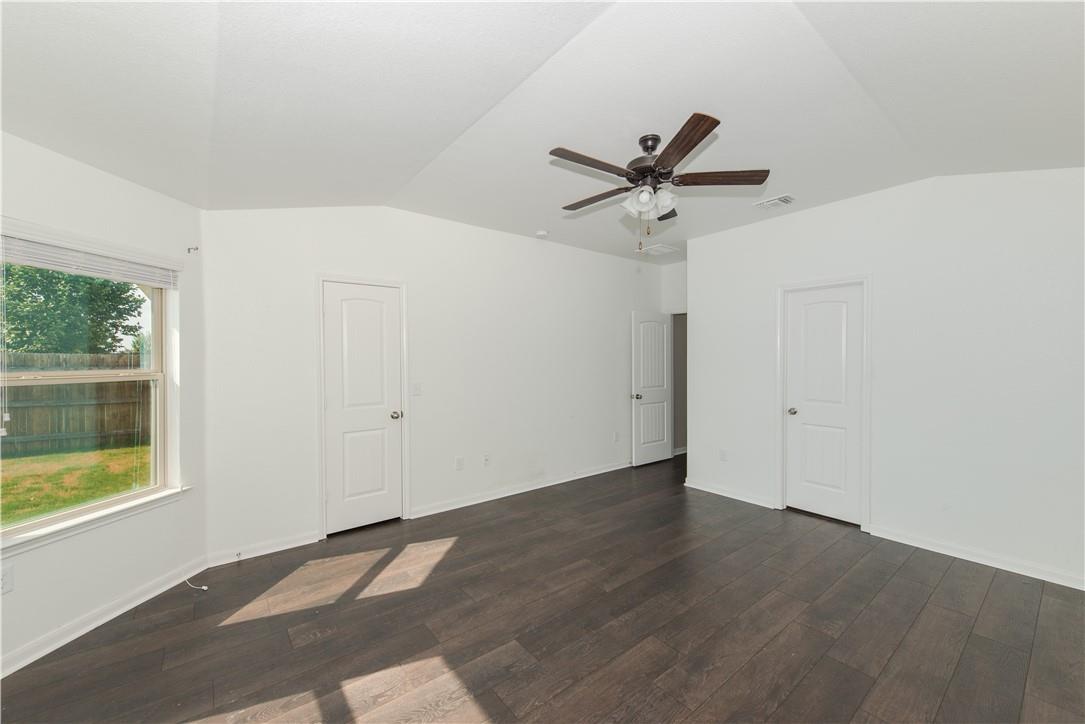1007 Plateau Trl Property Photo 13