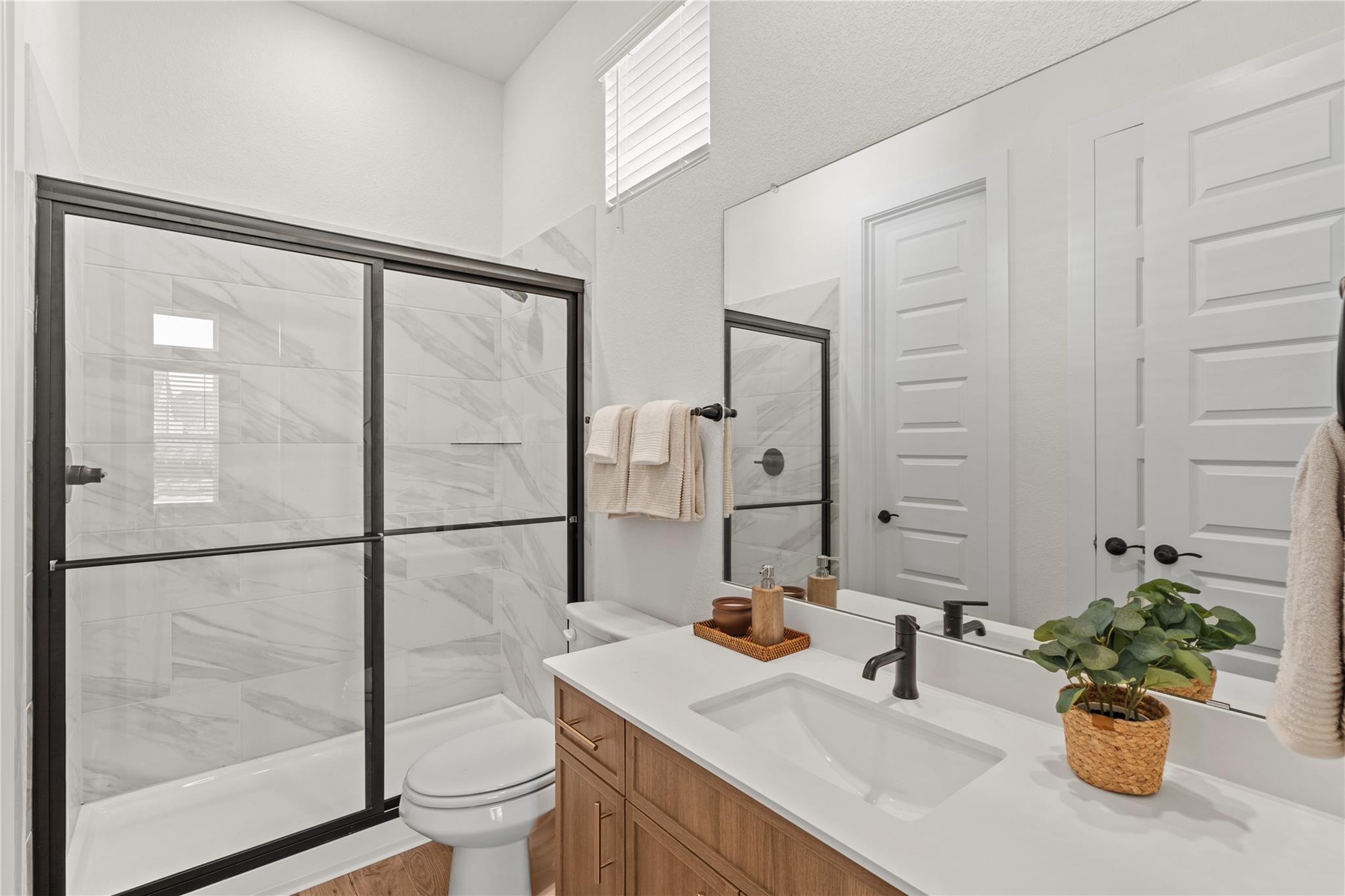 2116 Tobiano Trce Property Photo 7