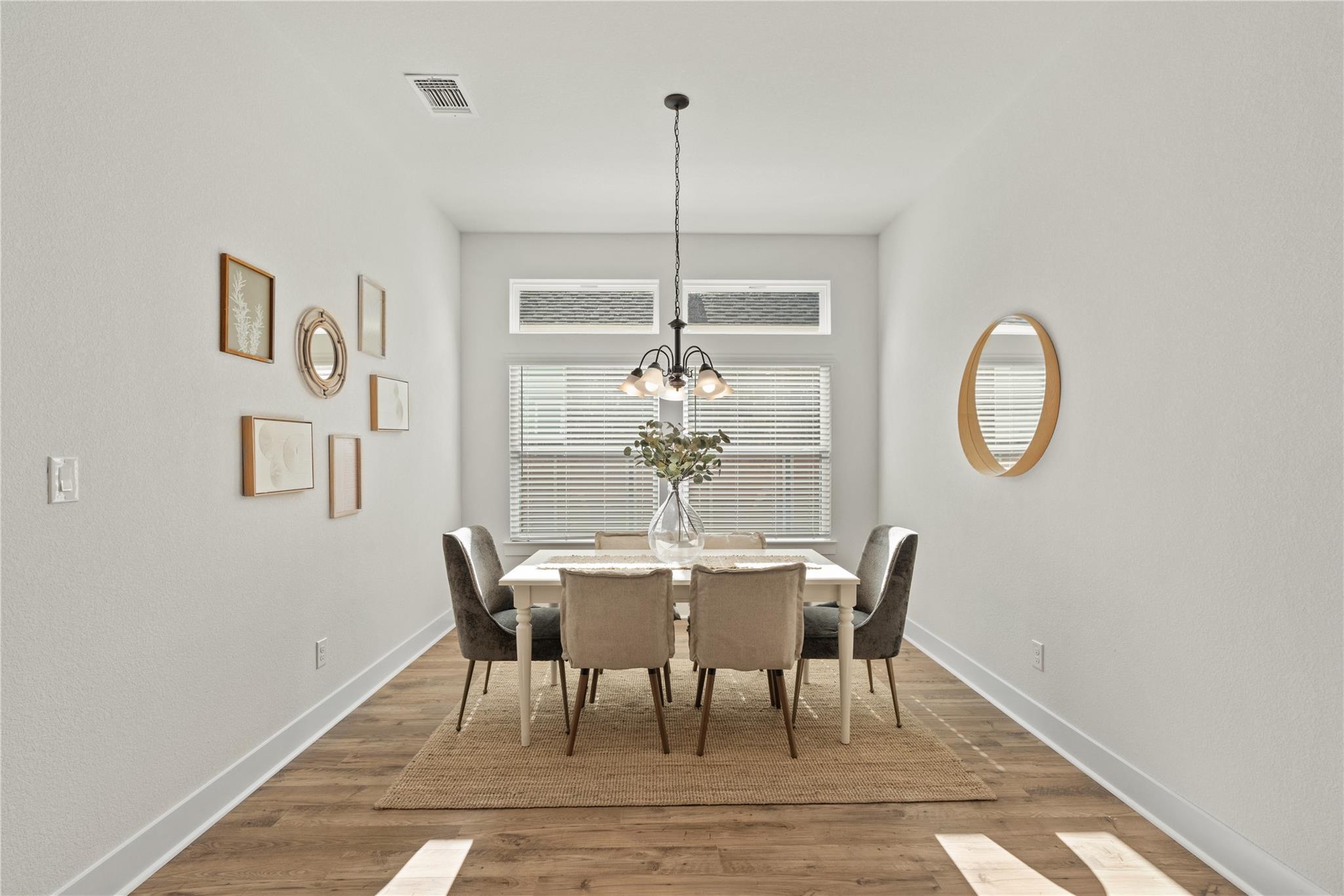 2116 Tobiano Trce Property Photo 17