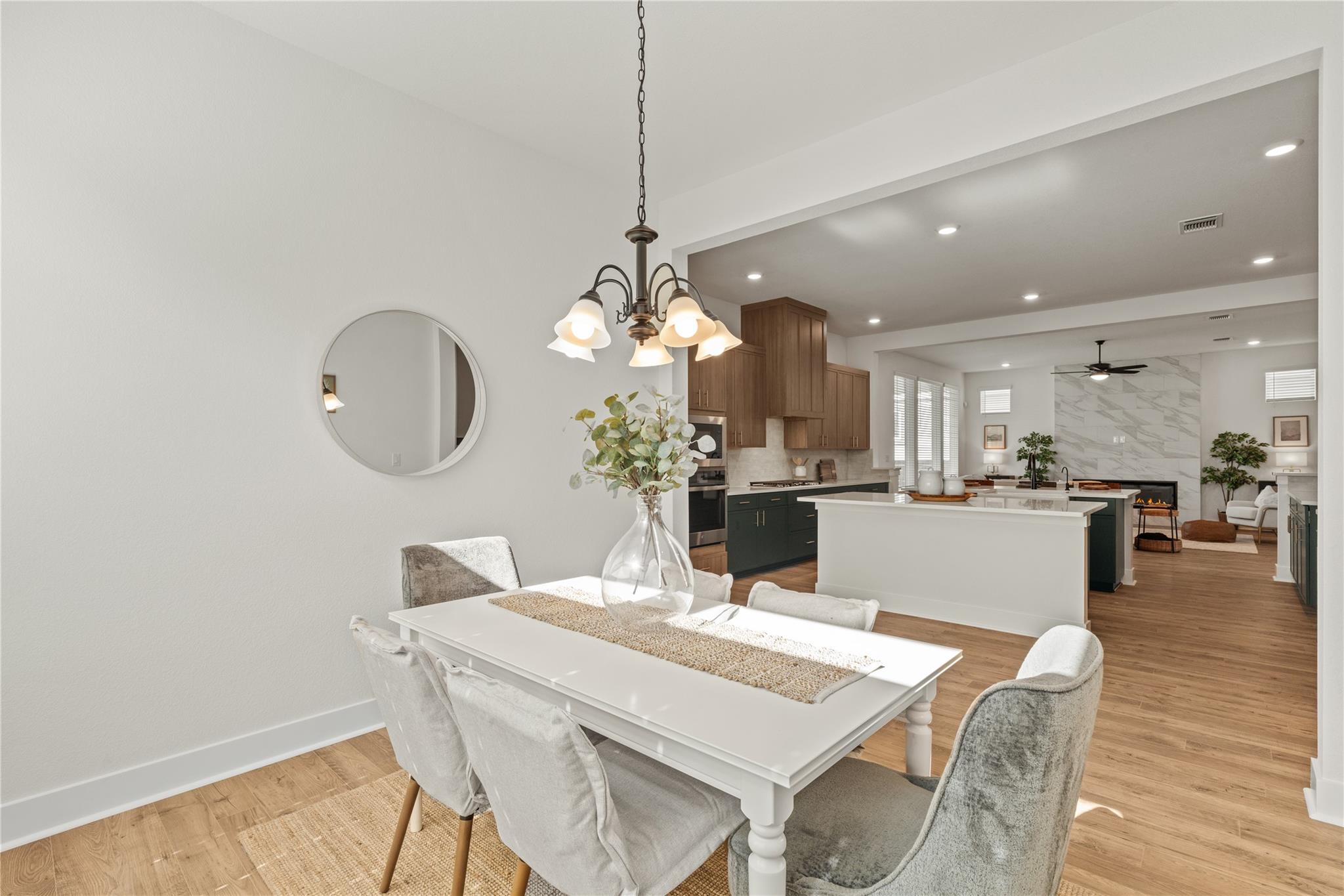 2116 Tobiano Trce Property Photo 18