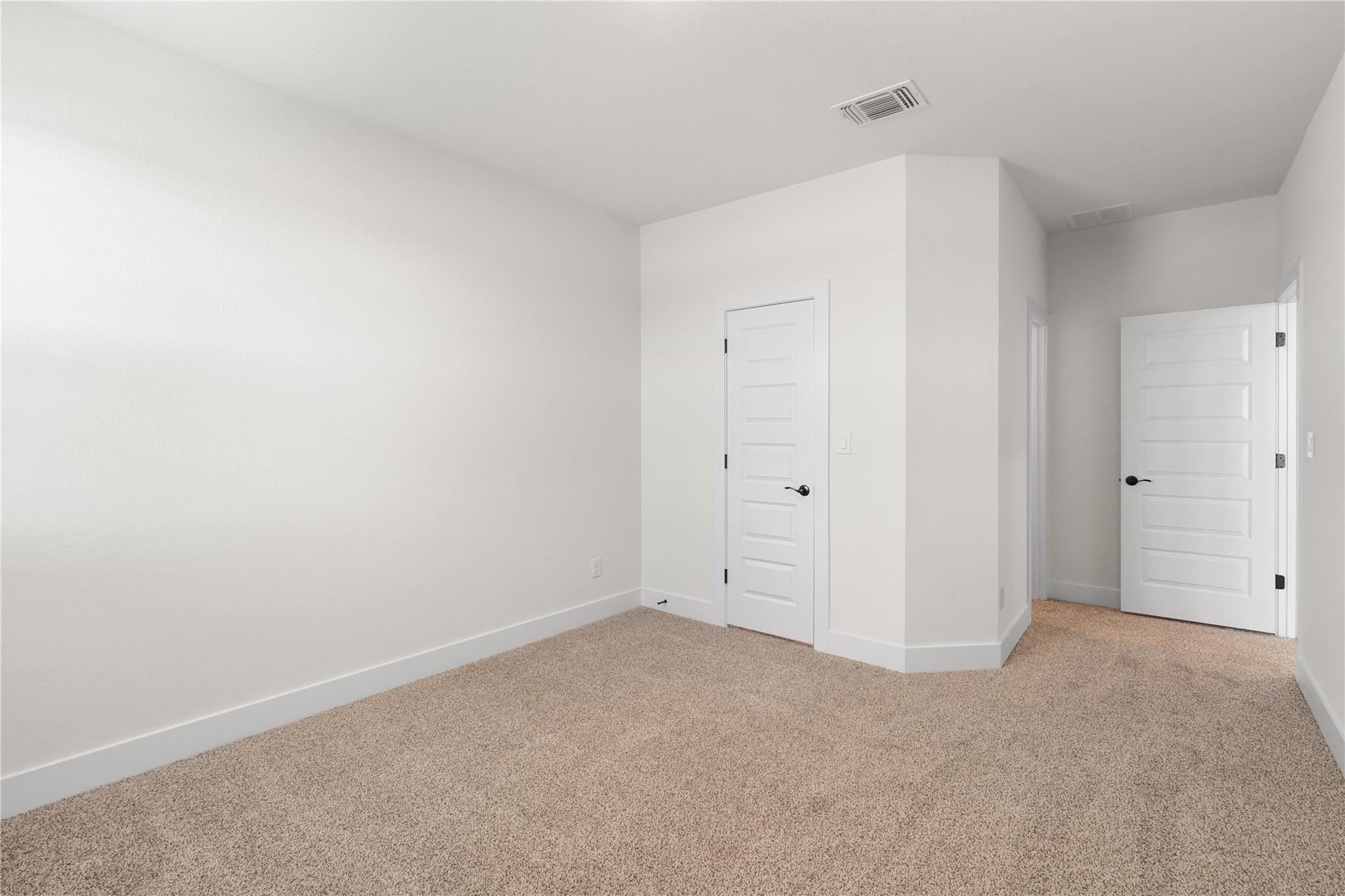 2116 Tobiano Trce Property Photo 30