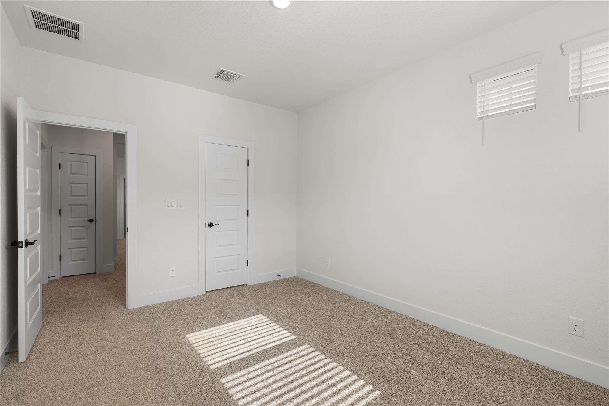2116 Tobiano Trce Property Photo 35