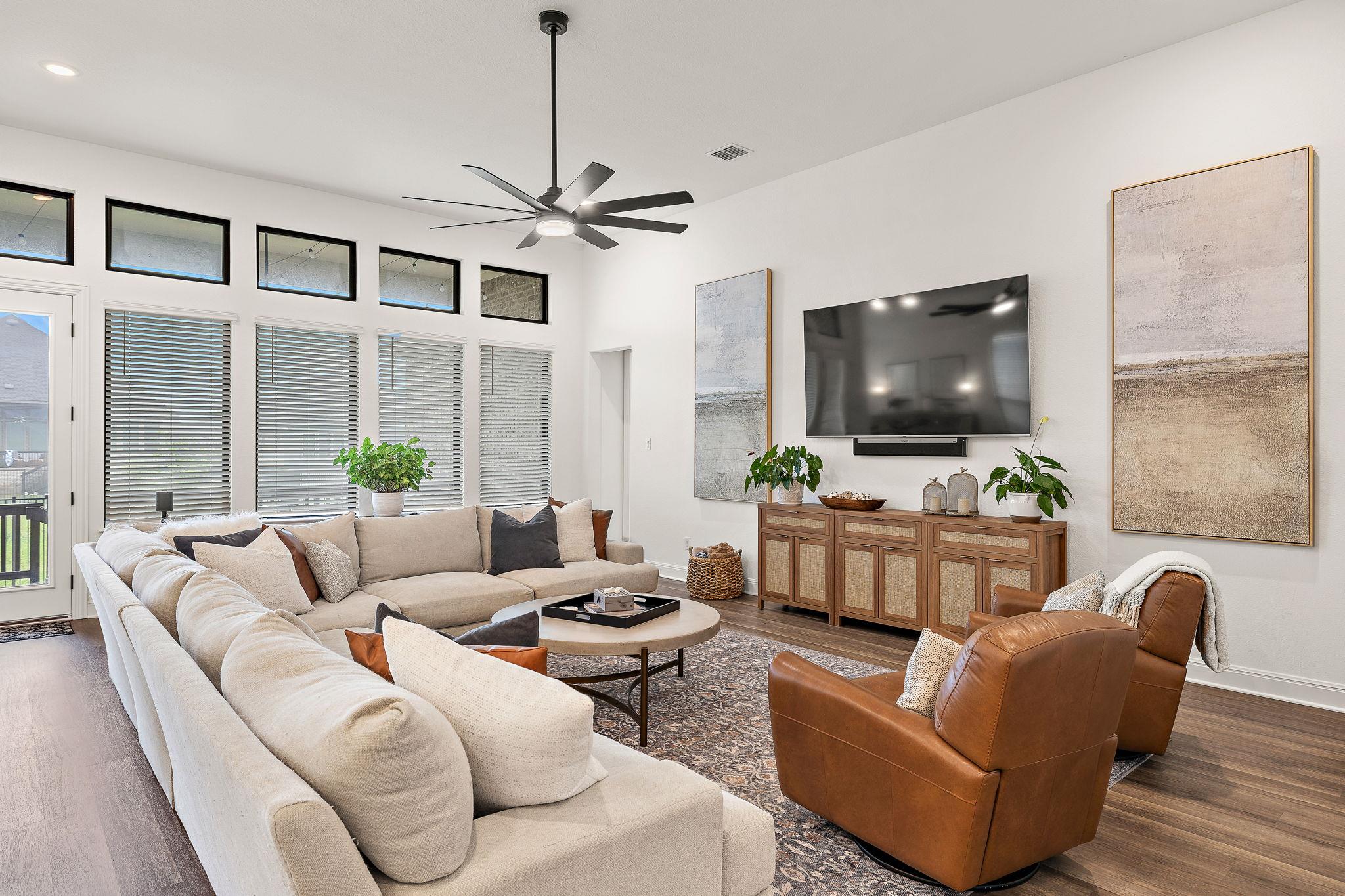 181 Constitution Way Property Photo 8
