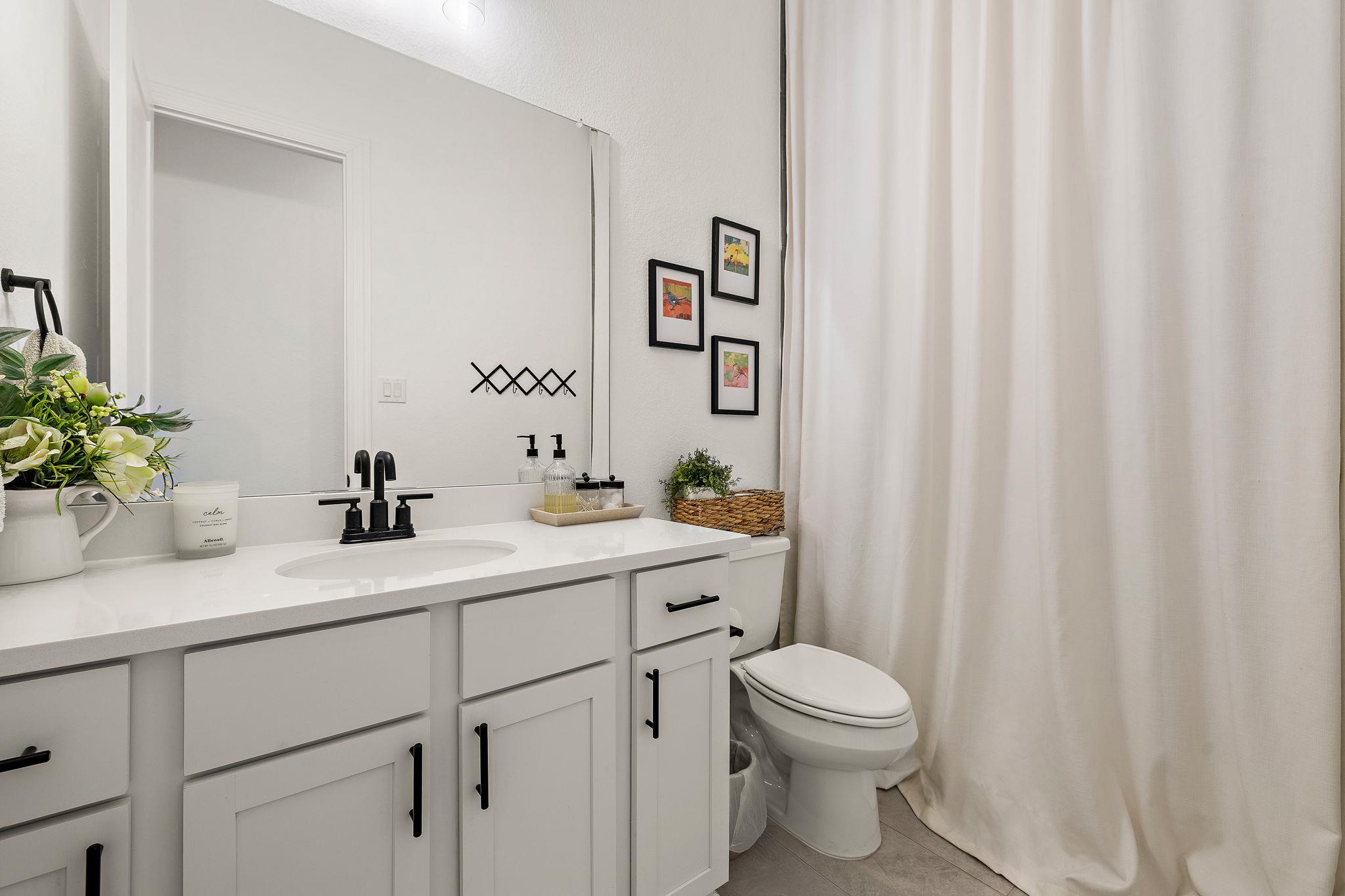 181 Constitution Way Property Photo 24