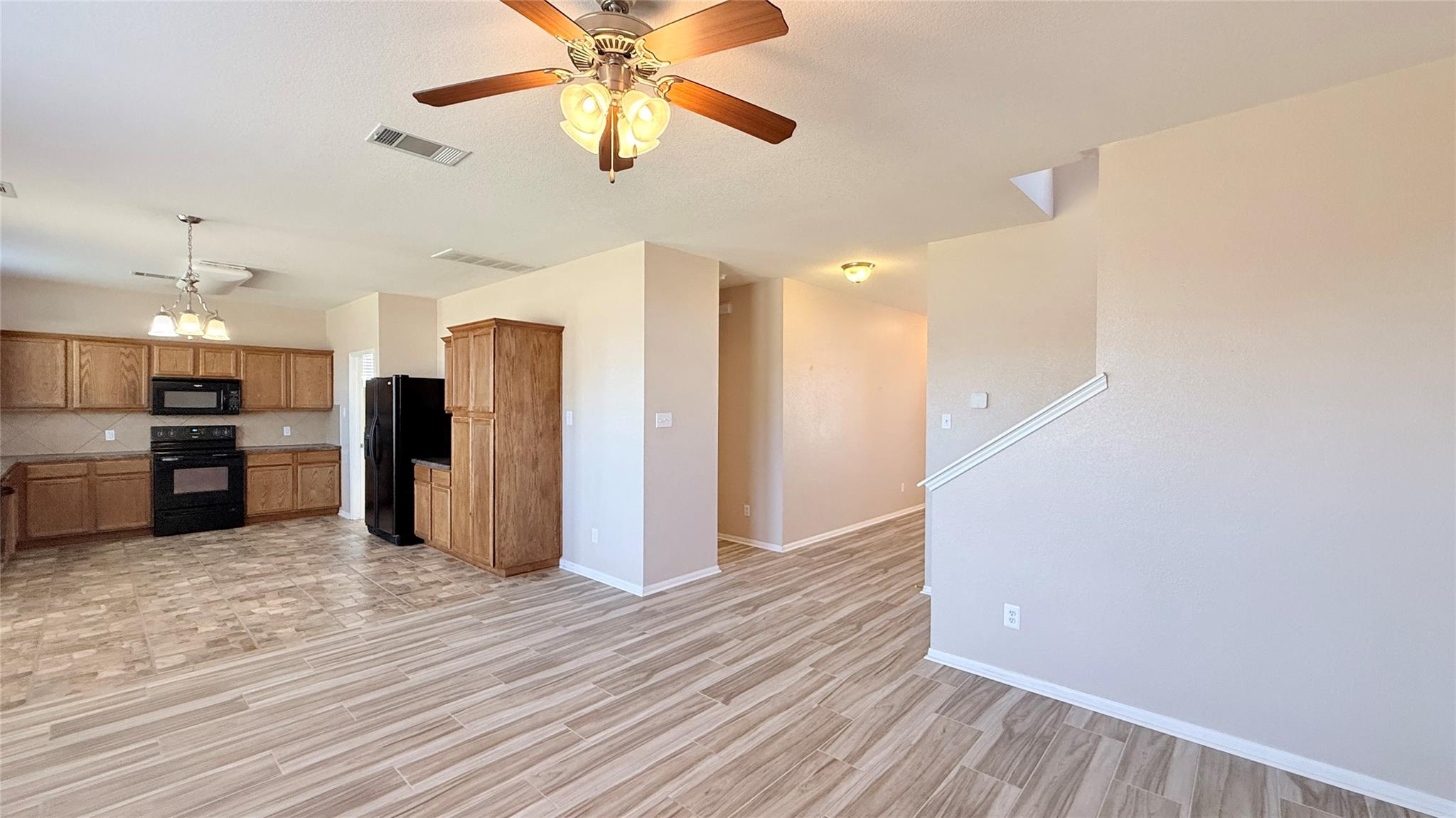 511 Taurus Dr Property Photo 6