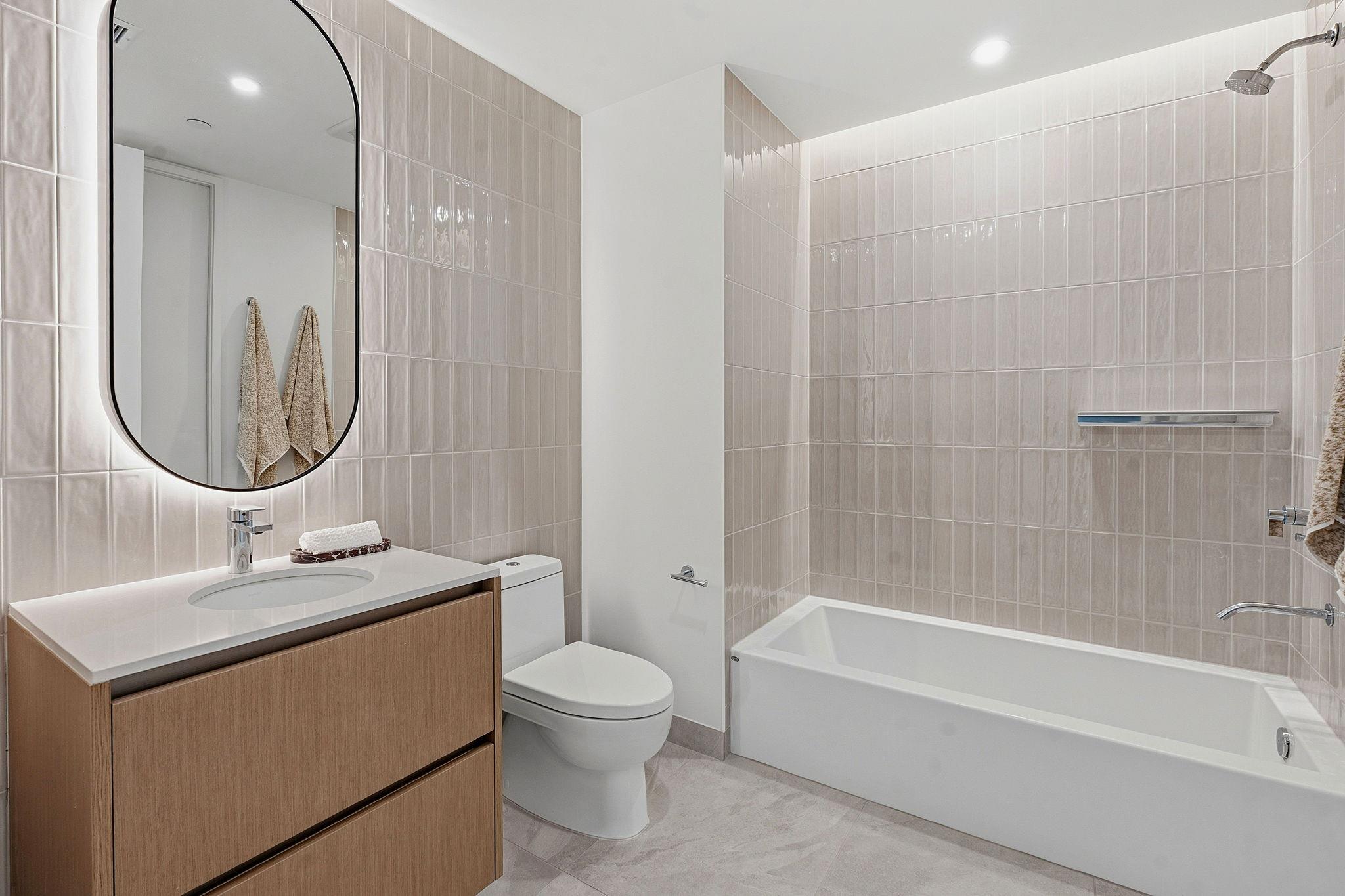 610 Davis St #4301 Property Photo 6