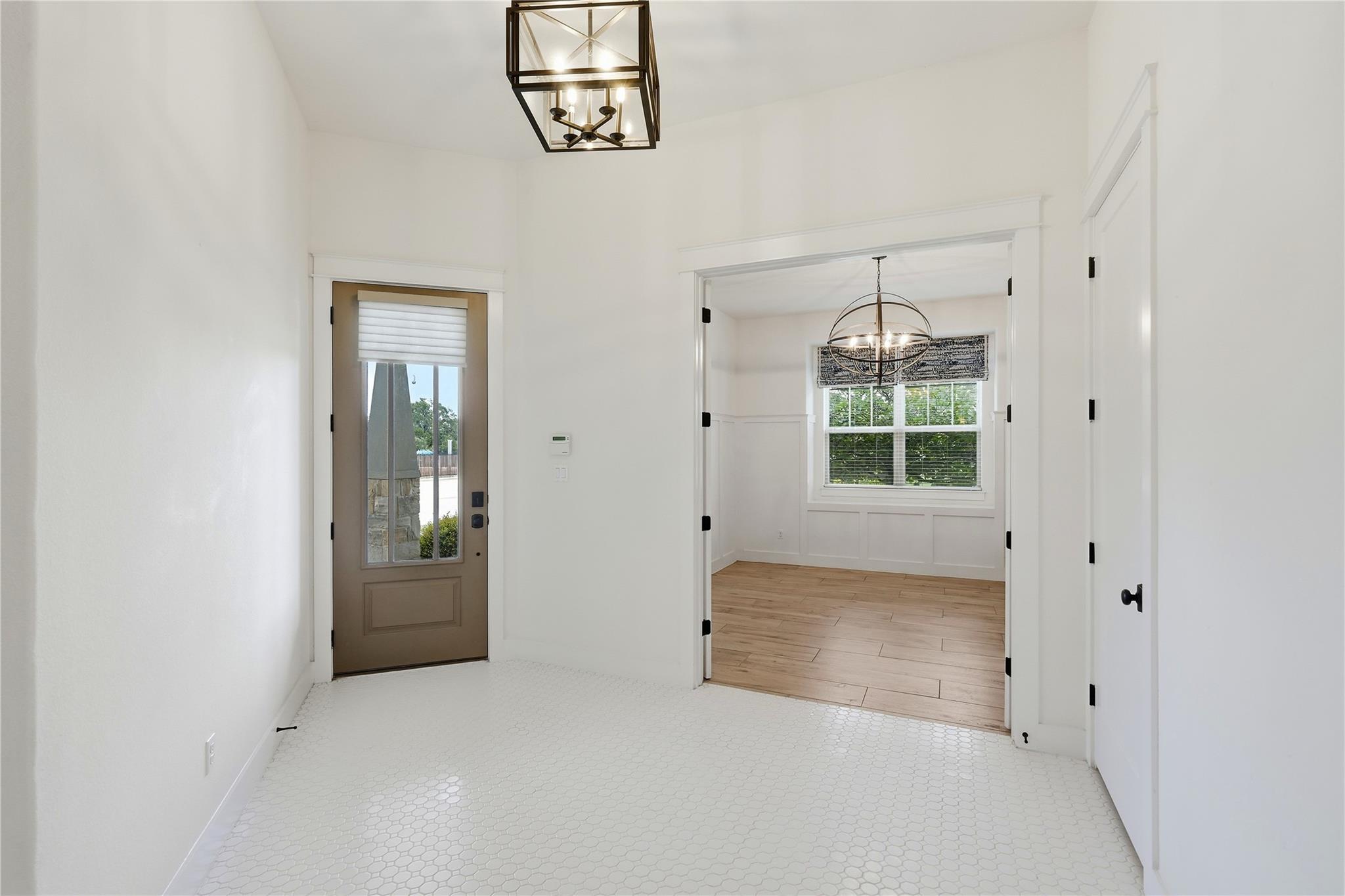 70 Santa Maria St Property Photo 11
