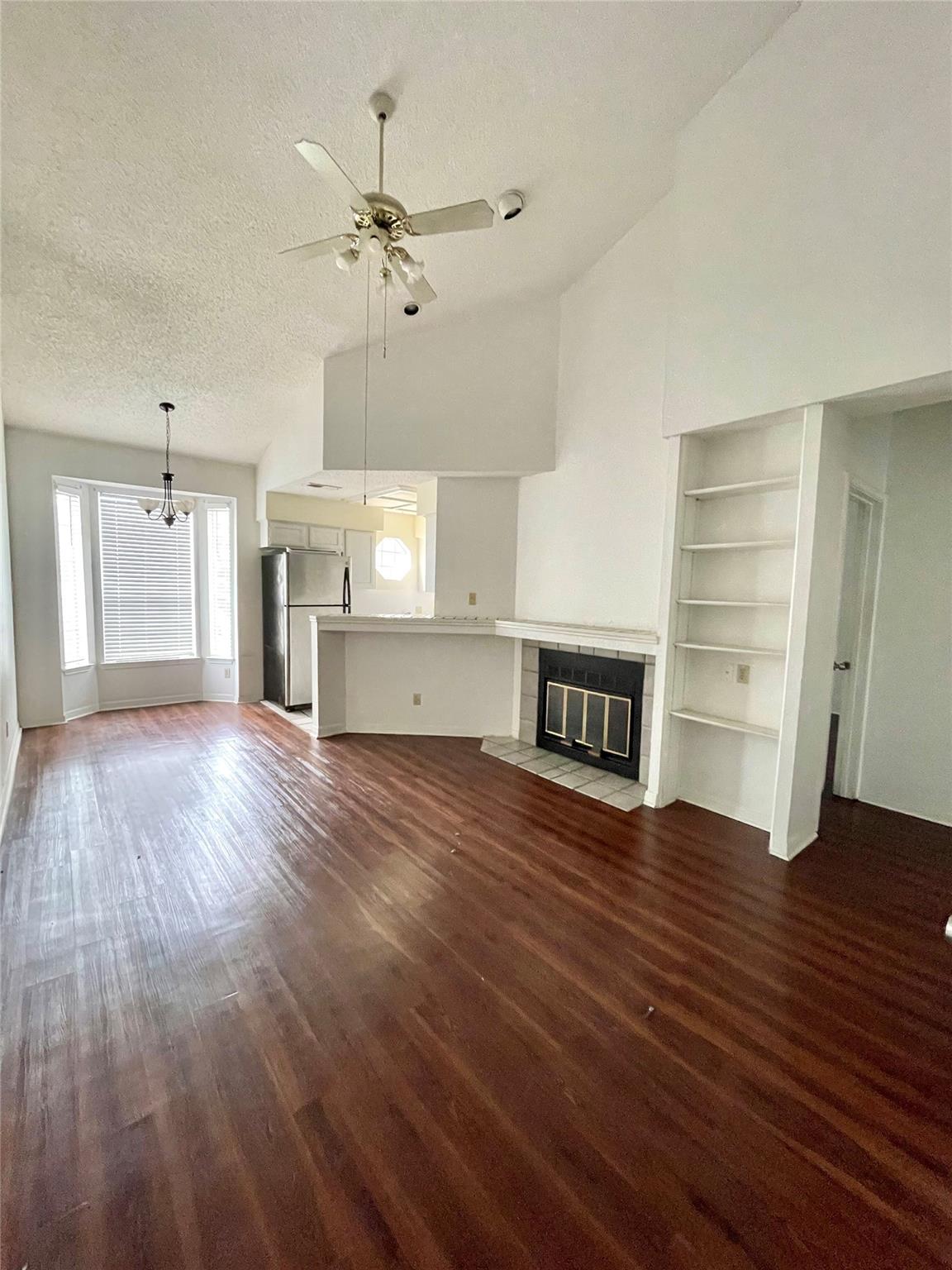 3111 Tom Green St #302 Property Photo 2