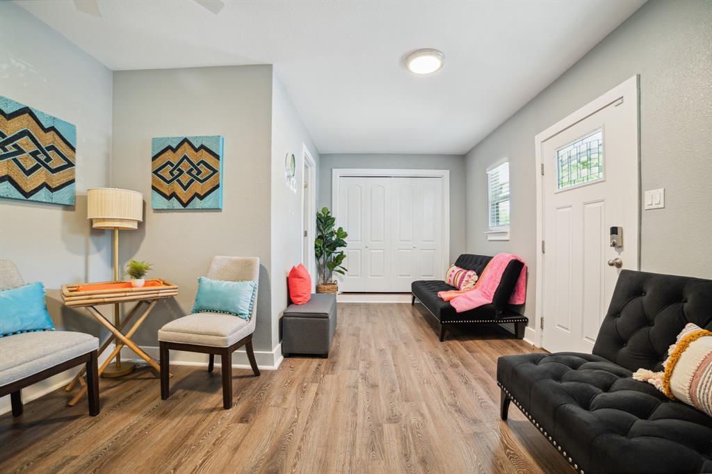 13213 Bourbon St Property Photo 4
