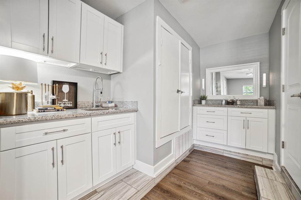 13213 Bourbon St Property Photo 9