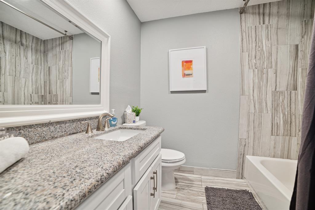 13213 Bourbon St Property Photo 11