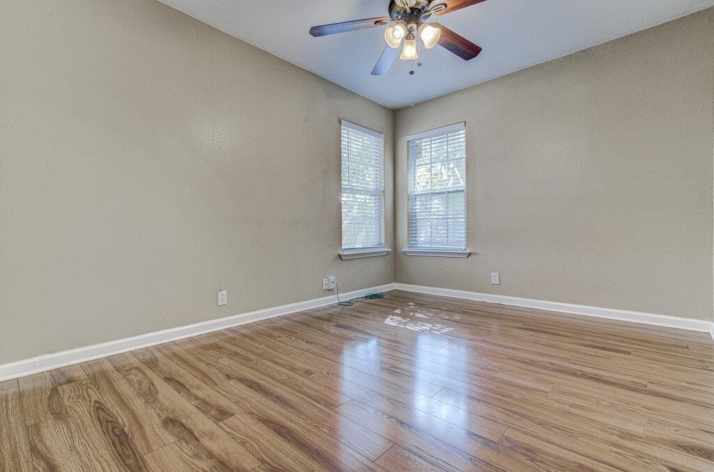 1410 Kamar Dr Property Photo 8