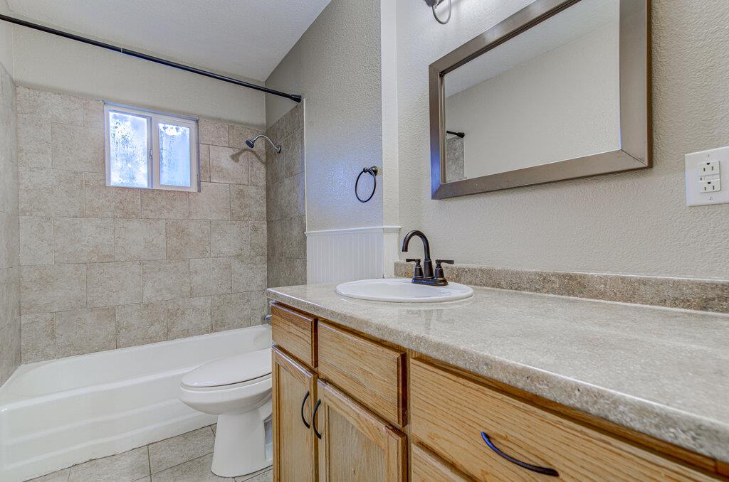 1410 Kamar Dr Property Photo 15