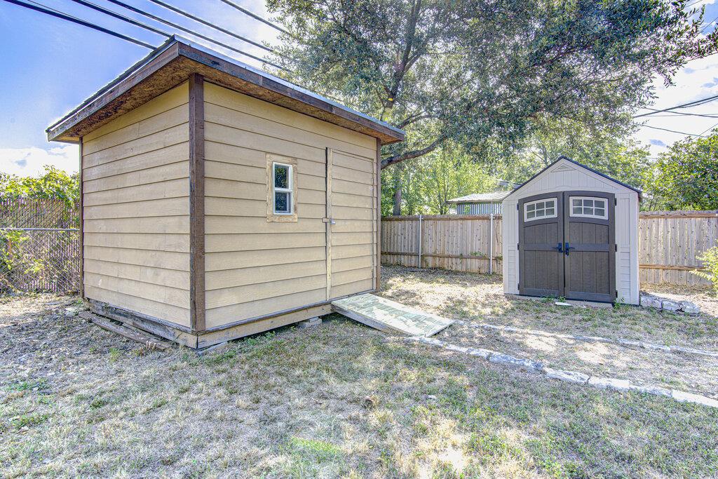 1410 Kamar Dr Property Photo 19