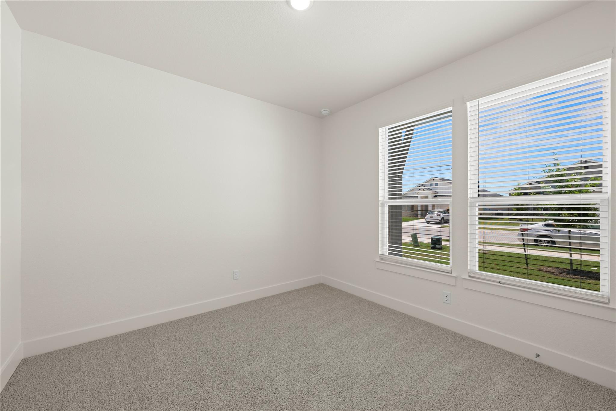 564 Gus Loop Property Photo 13