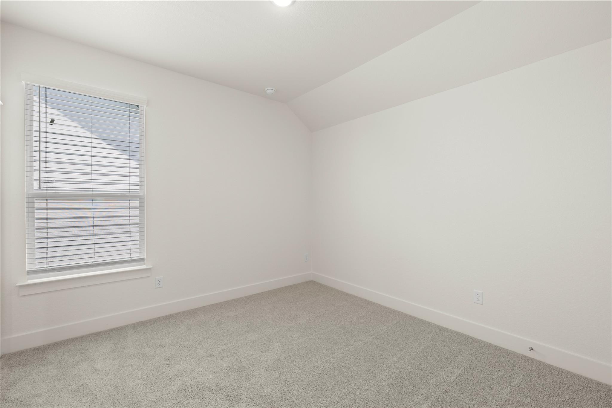564 Gus Loop Property Photo 17