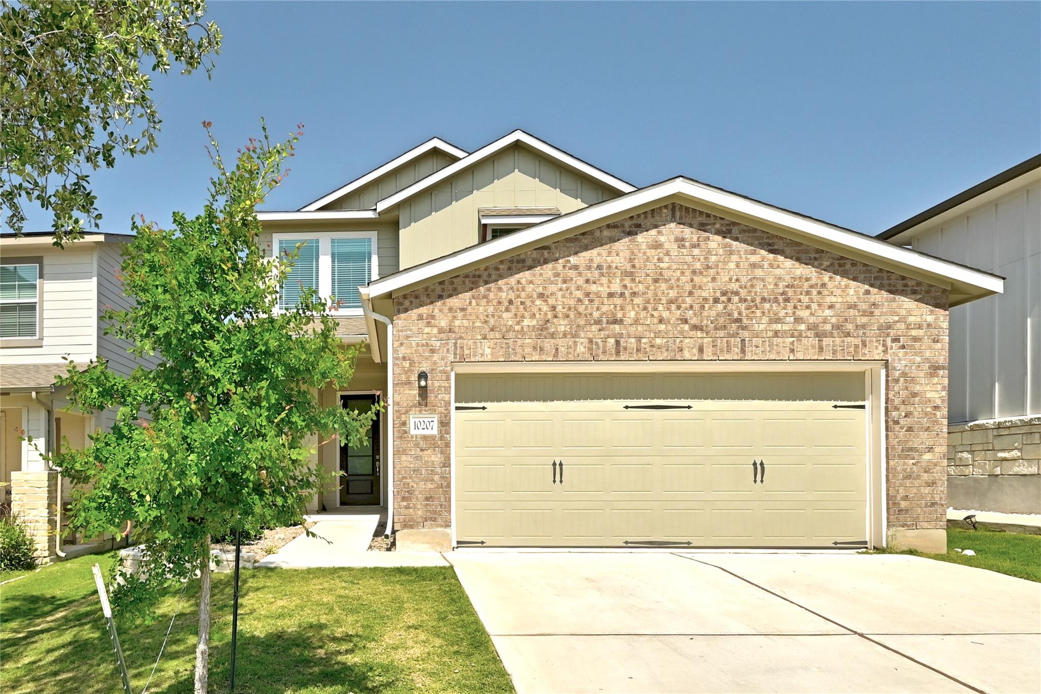 10207 Buster Dr Property Photo