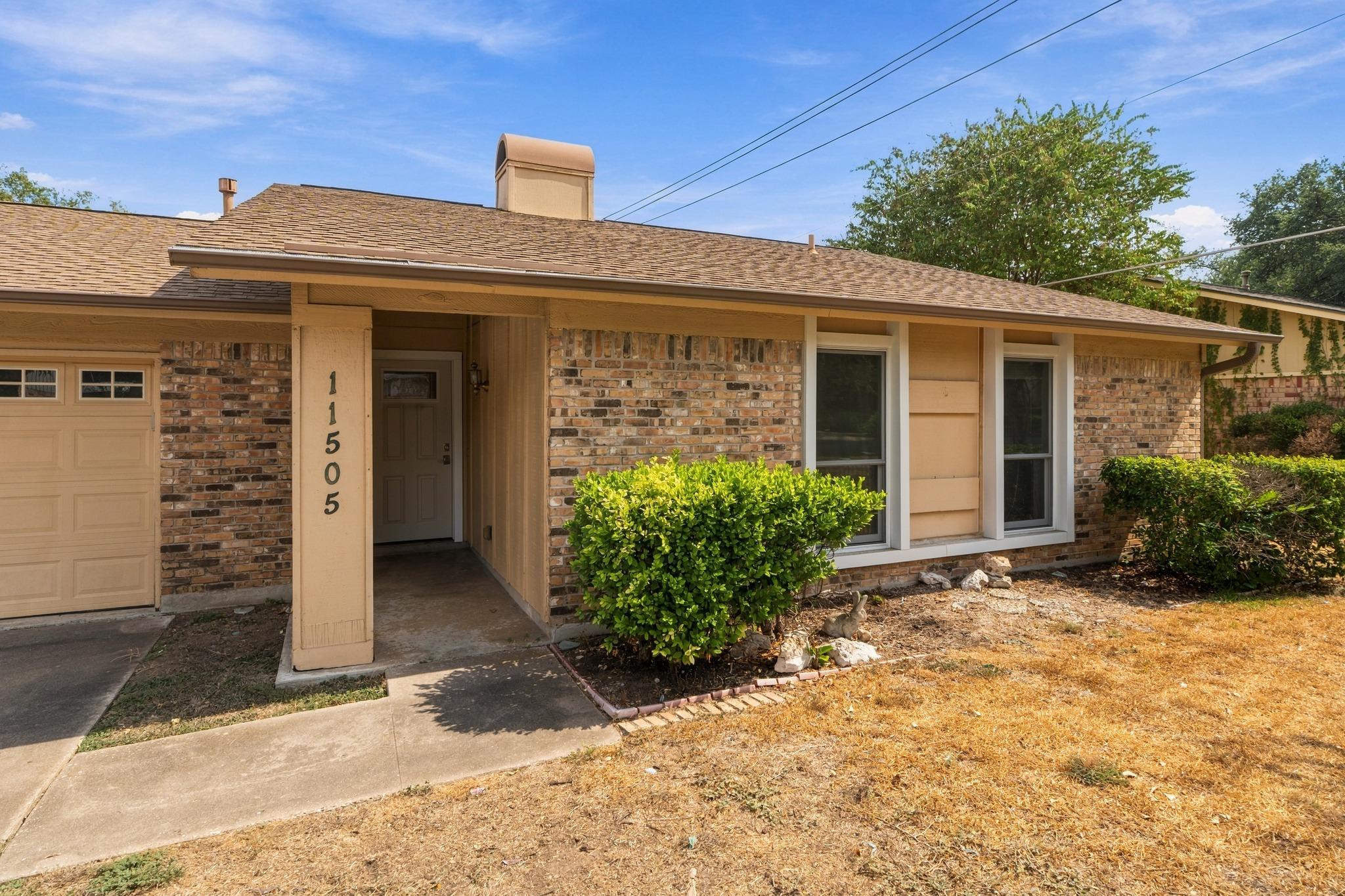 11505 Catalonia Dr Property Photo 3