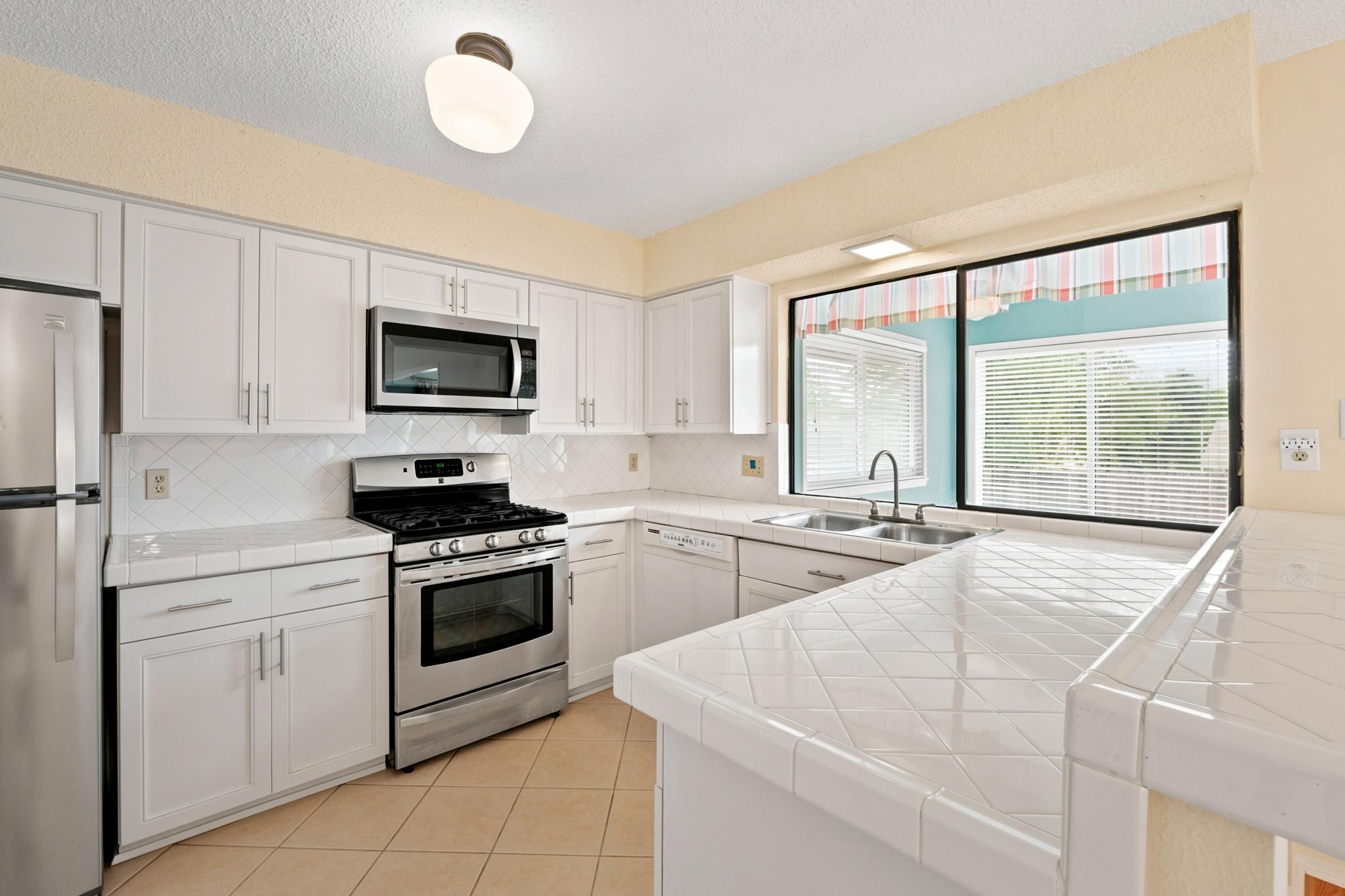 11505 Catalonia Dr Property Photo 9