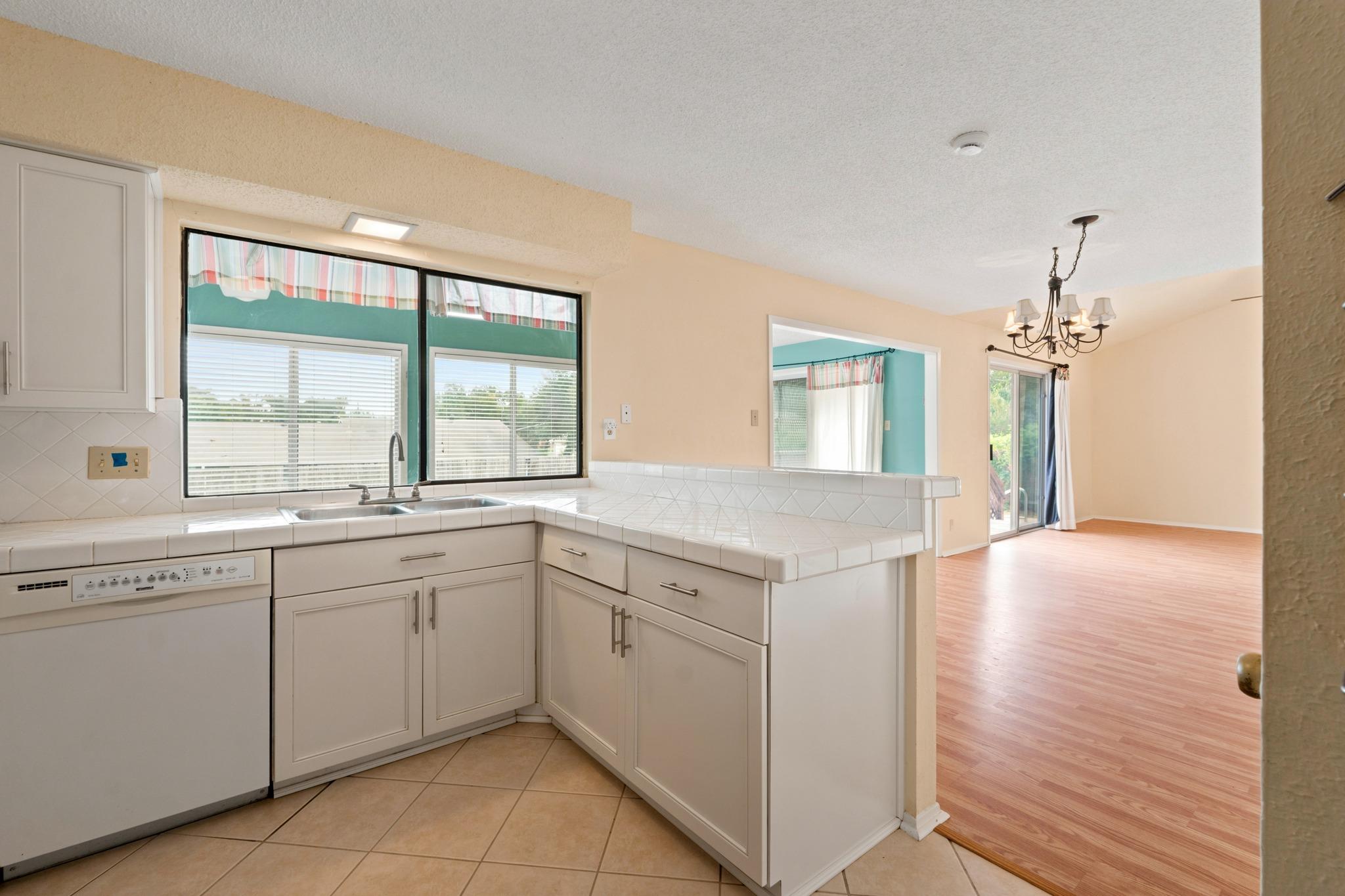 11505 Catalonia Dr Property Photo 10