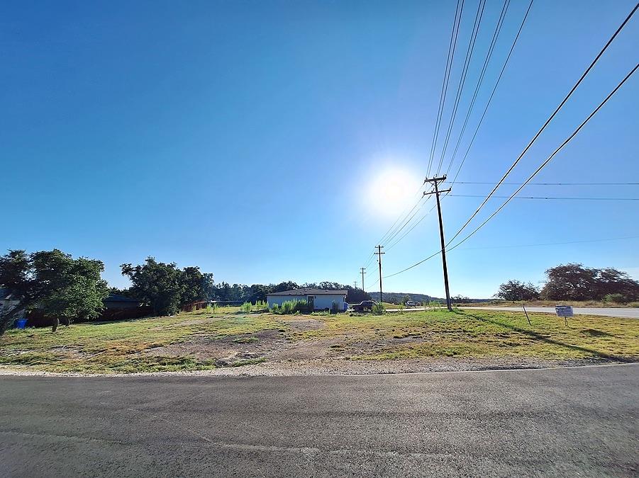 20014 Boggy Ford Rd Property Photo 5