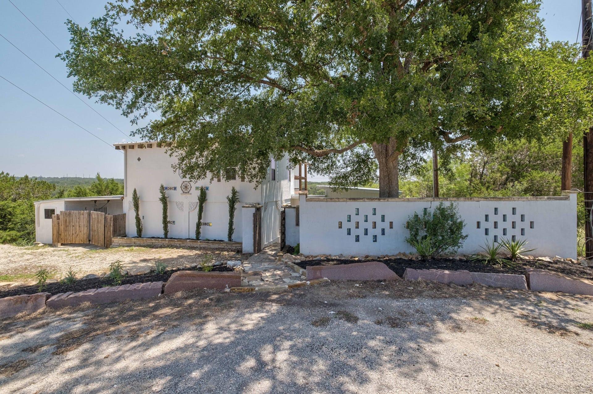 1780 Live Oak Canyon Rd Property Photo 4