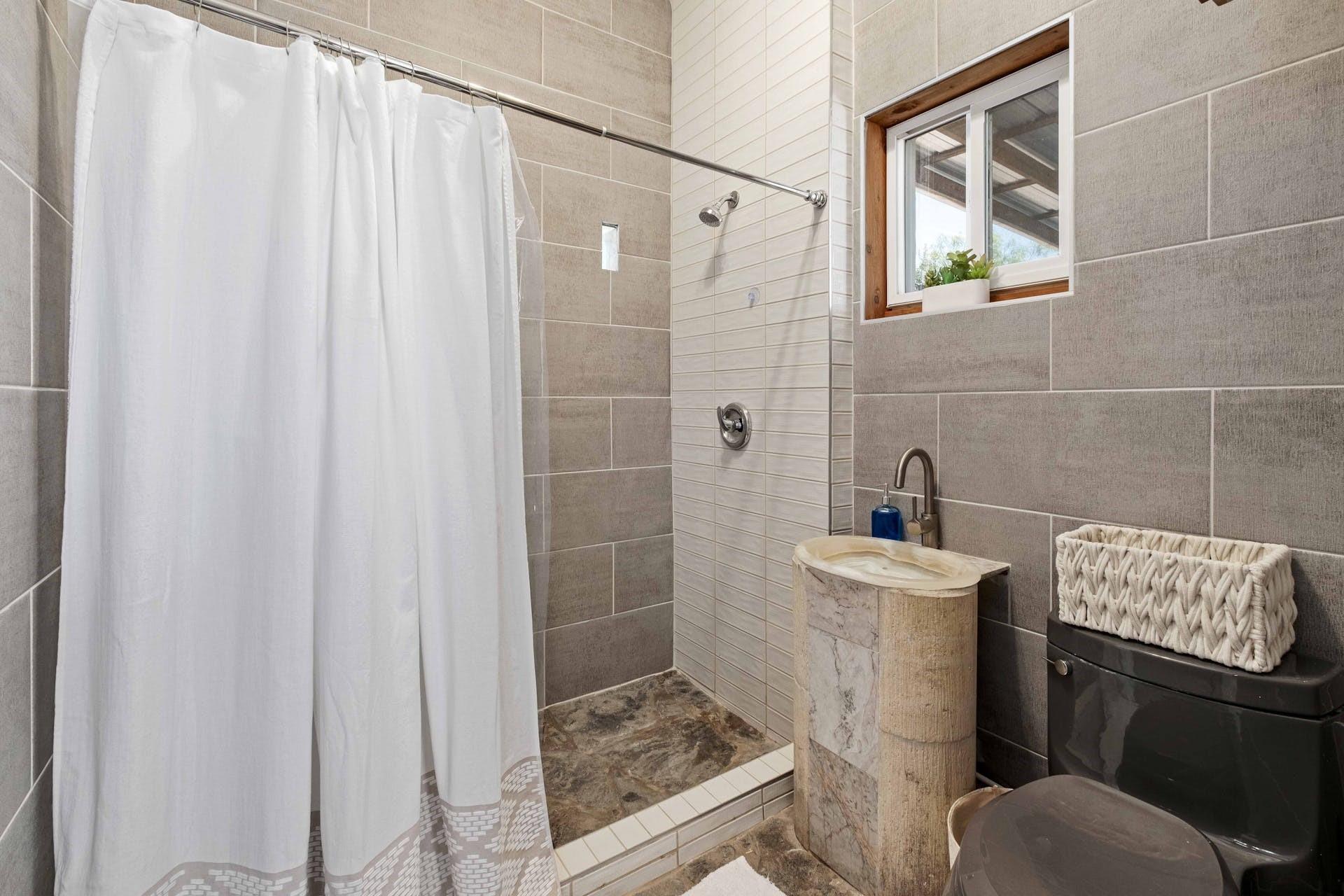 1780 Live Oak Canyon Rd Property Photo 8