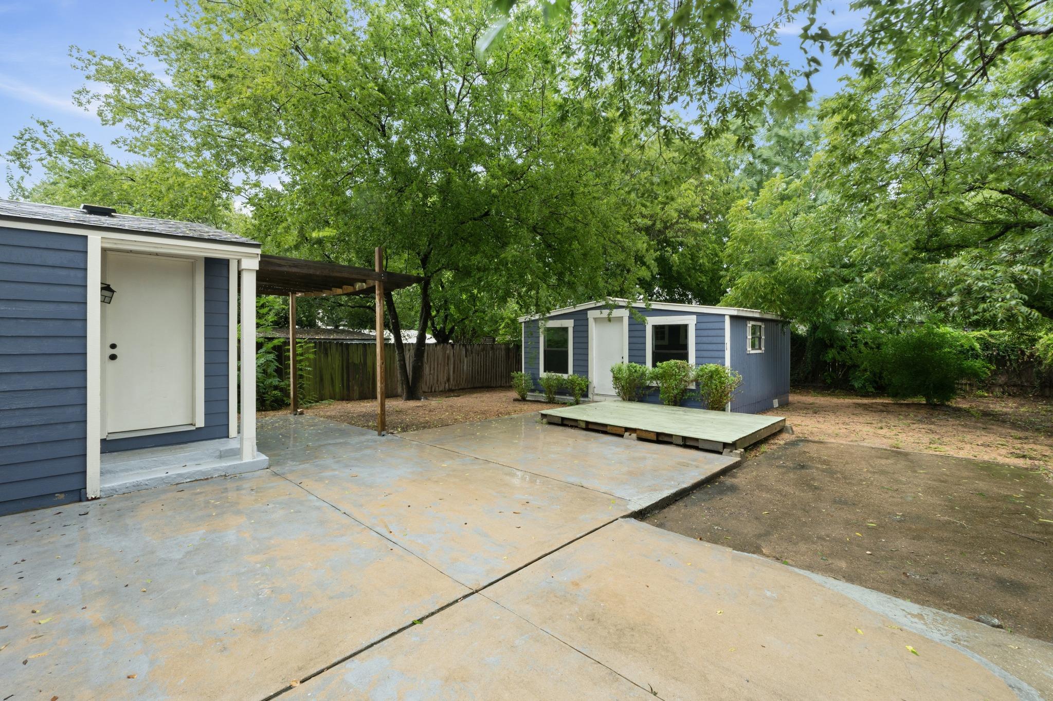 1137 Nickols Ave Property Photo 18