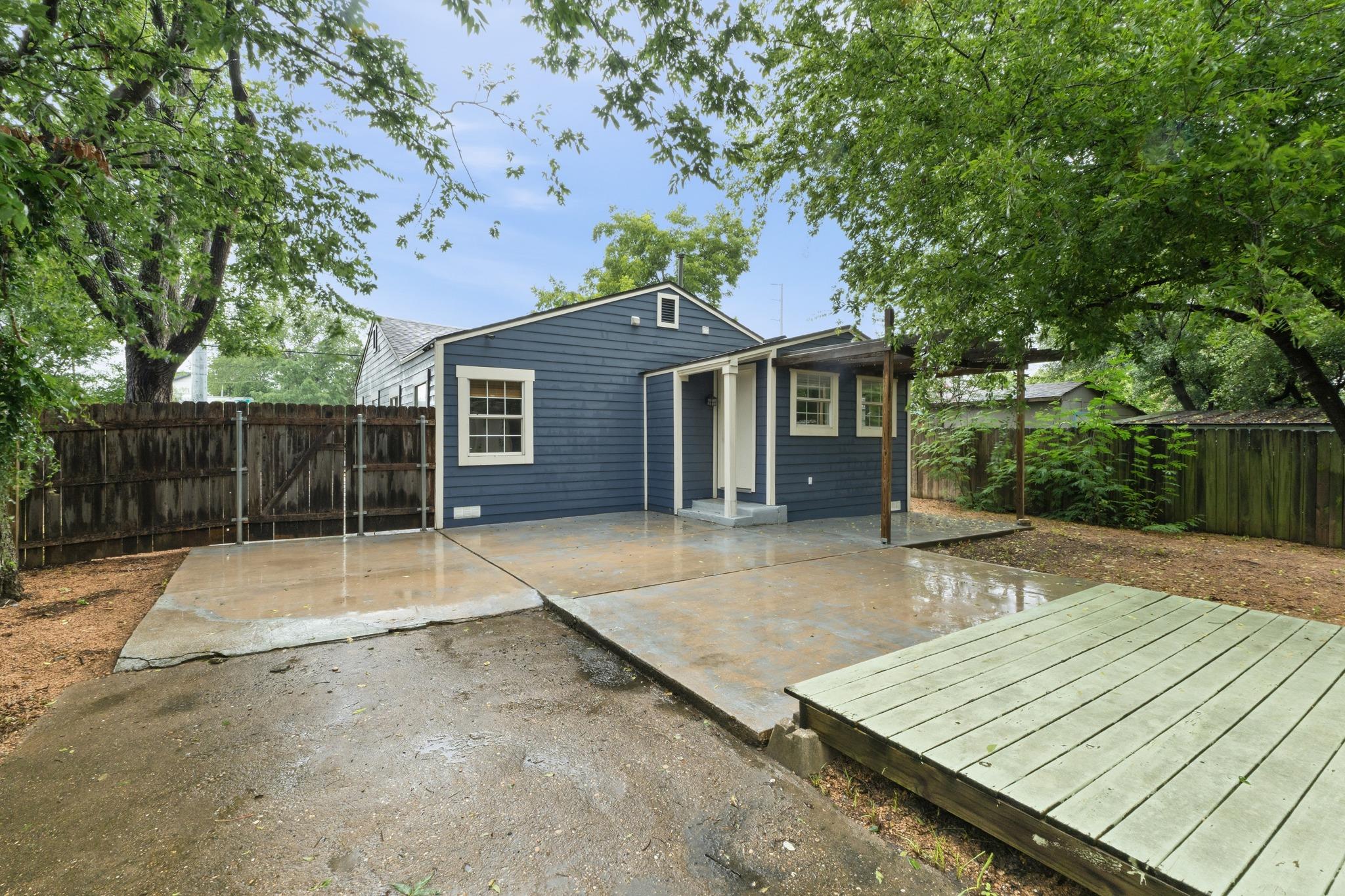 1137 Nickols Ave Property Photo 20