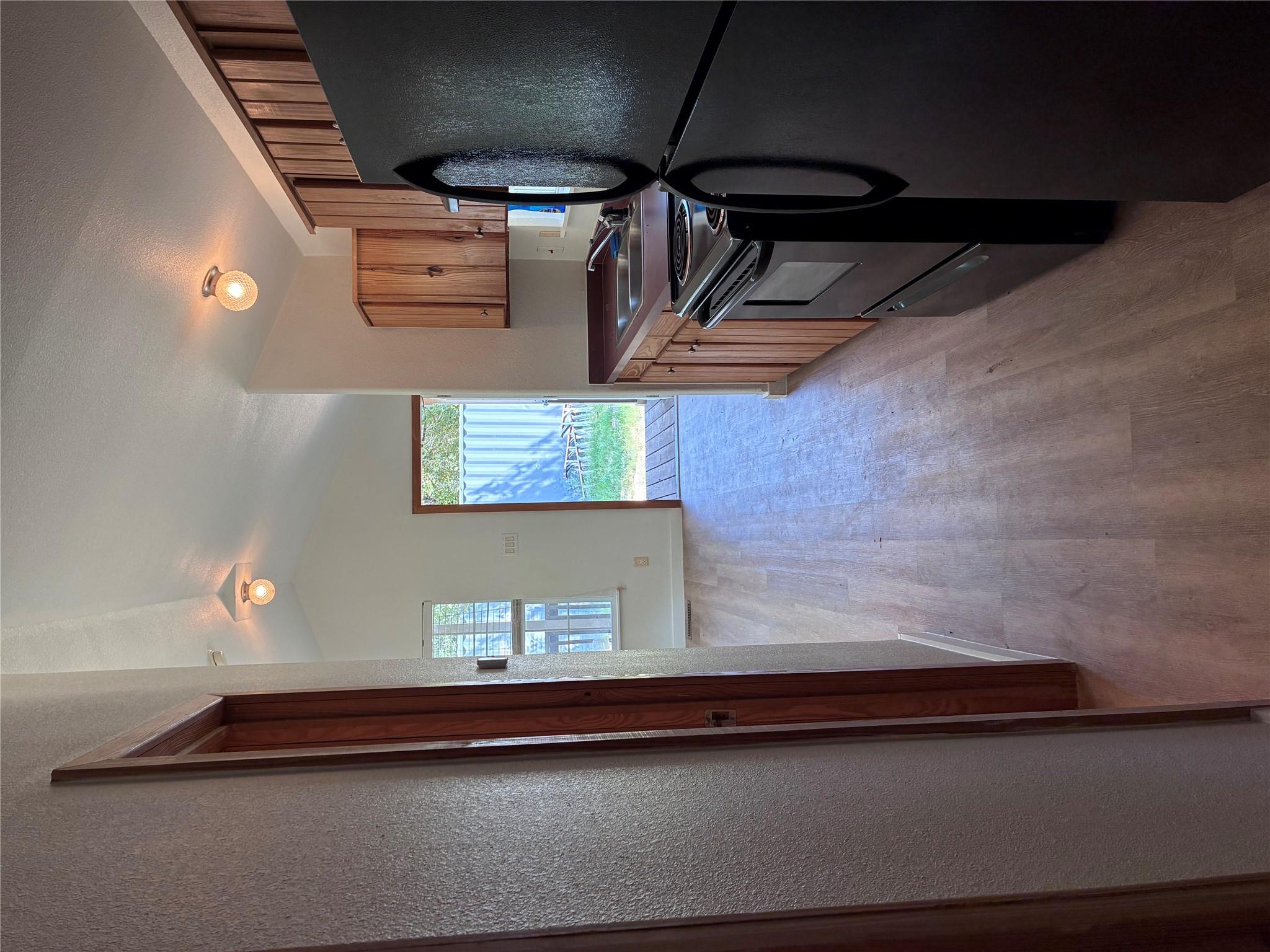 203 Matthew Cove Cv #b Property Photo 6